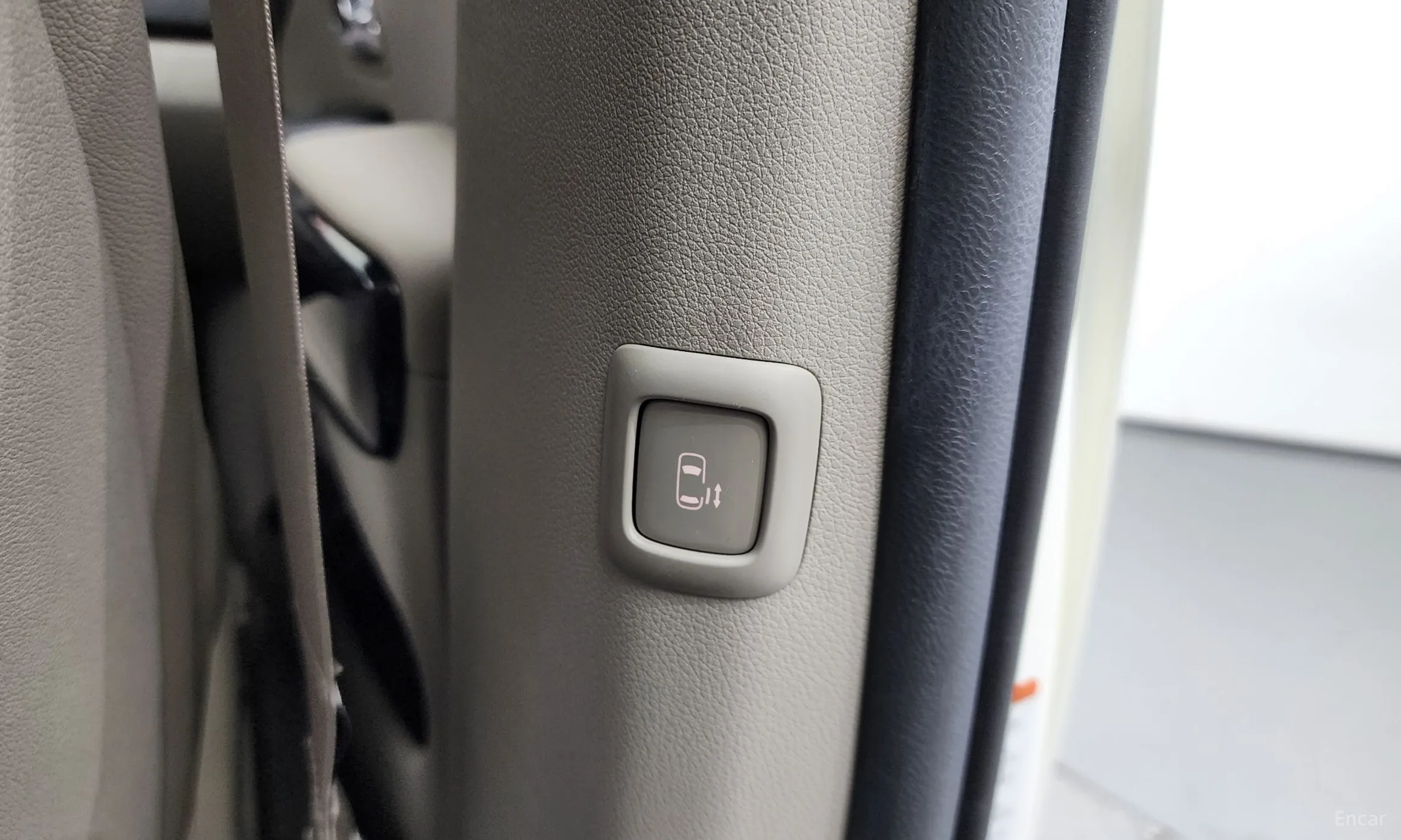 Kia Carnival превью 17