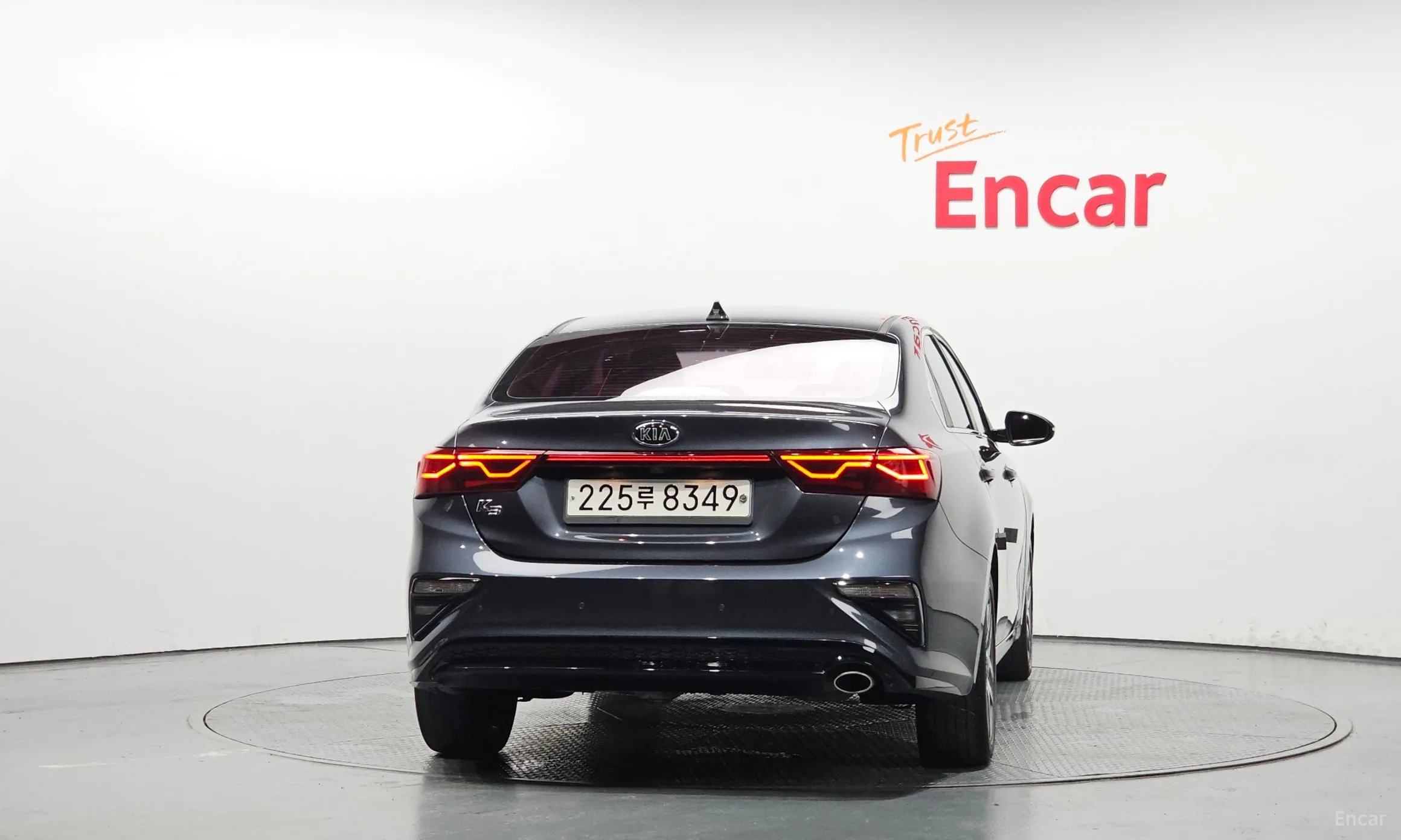 Kia K3 превью 3