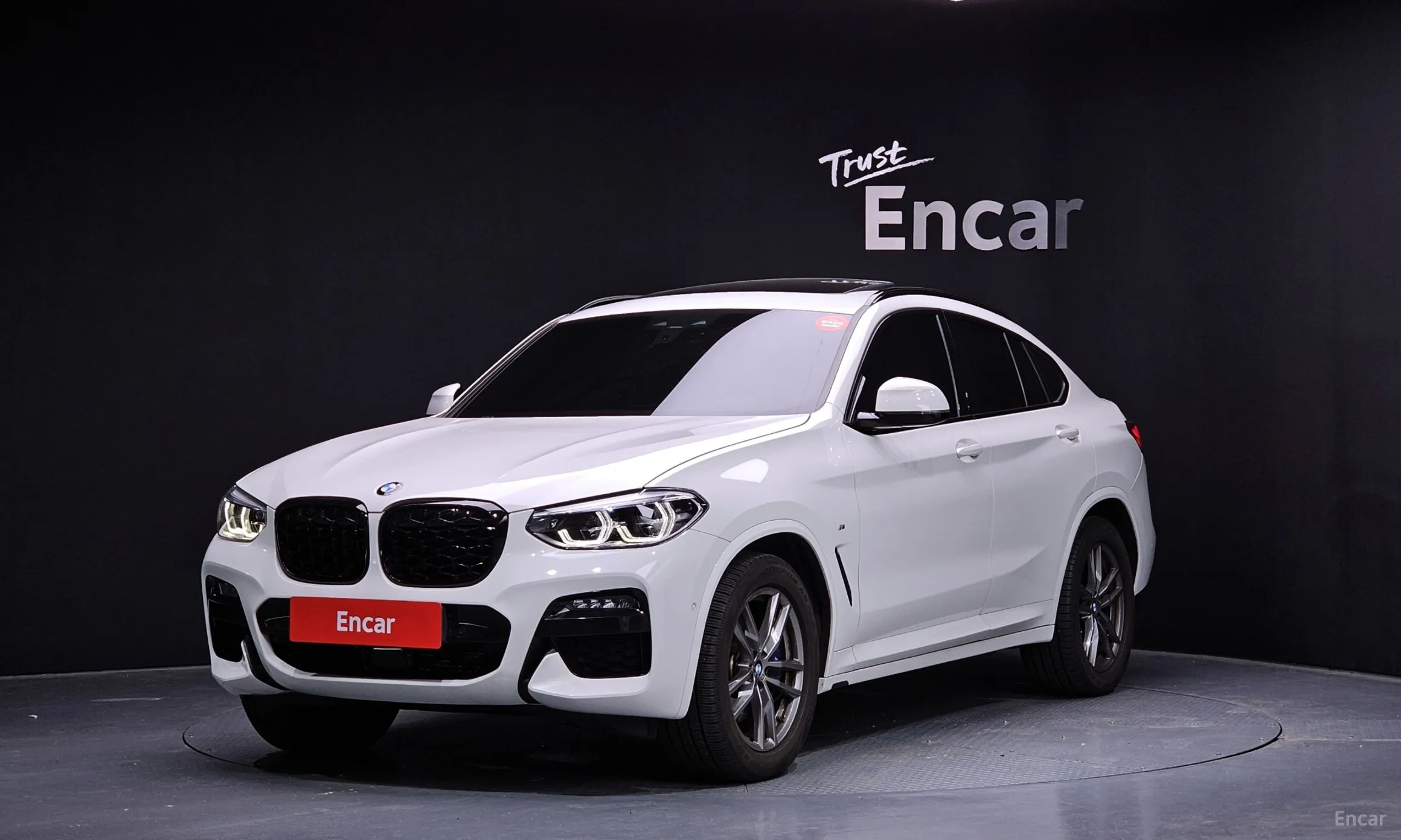 X4 (G02)