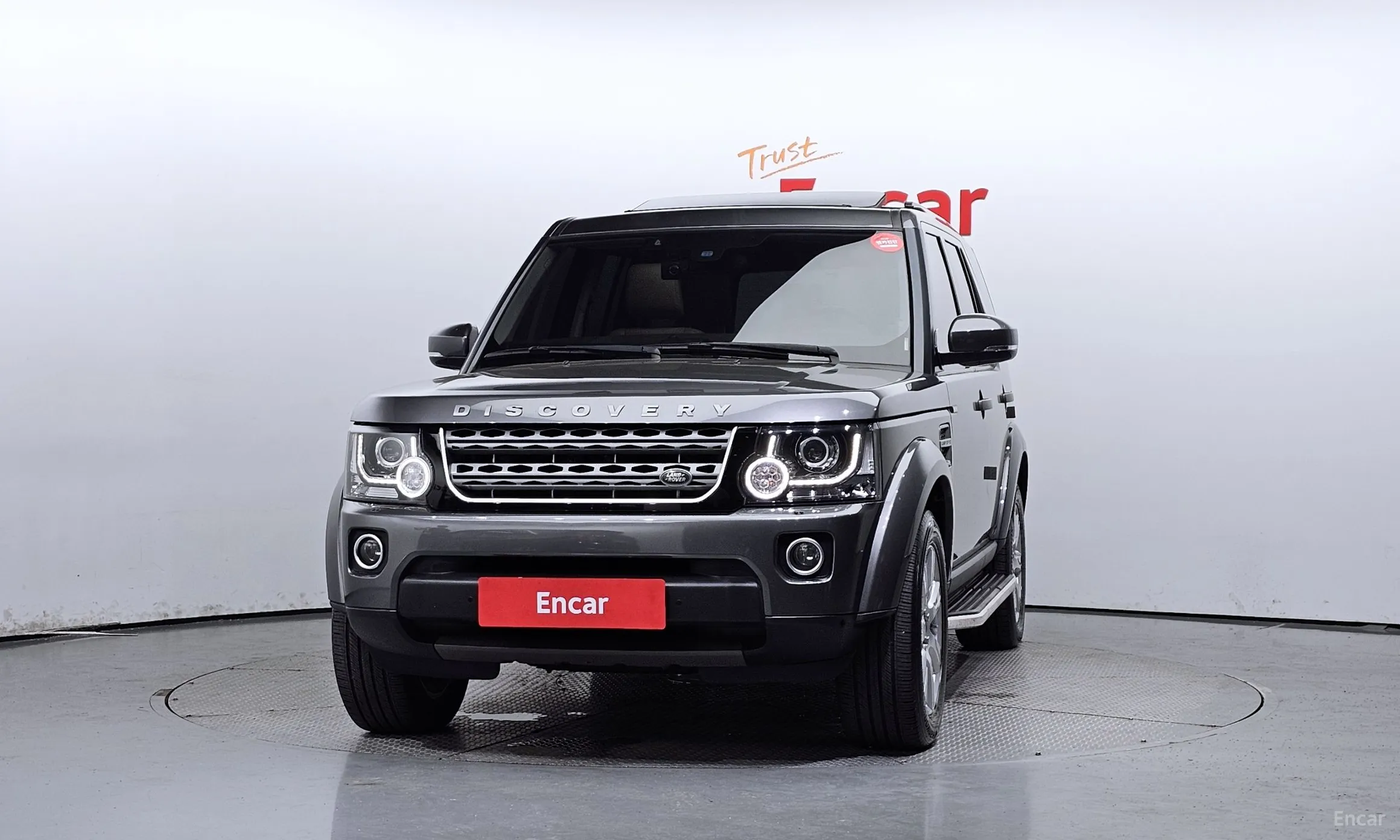 Land Rover Discovery 4 превью 2