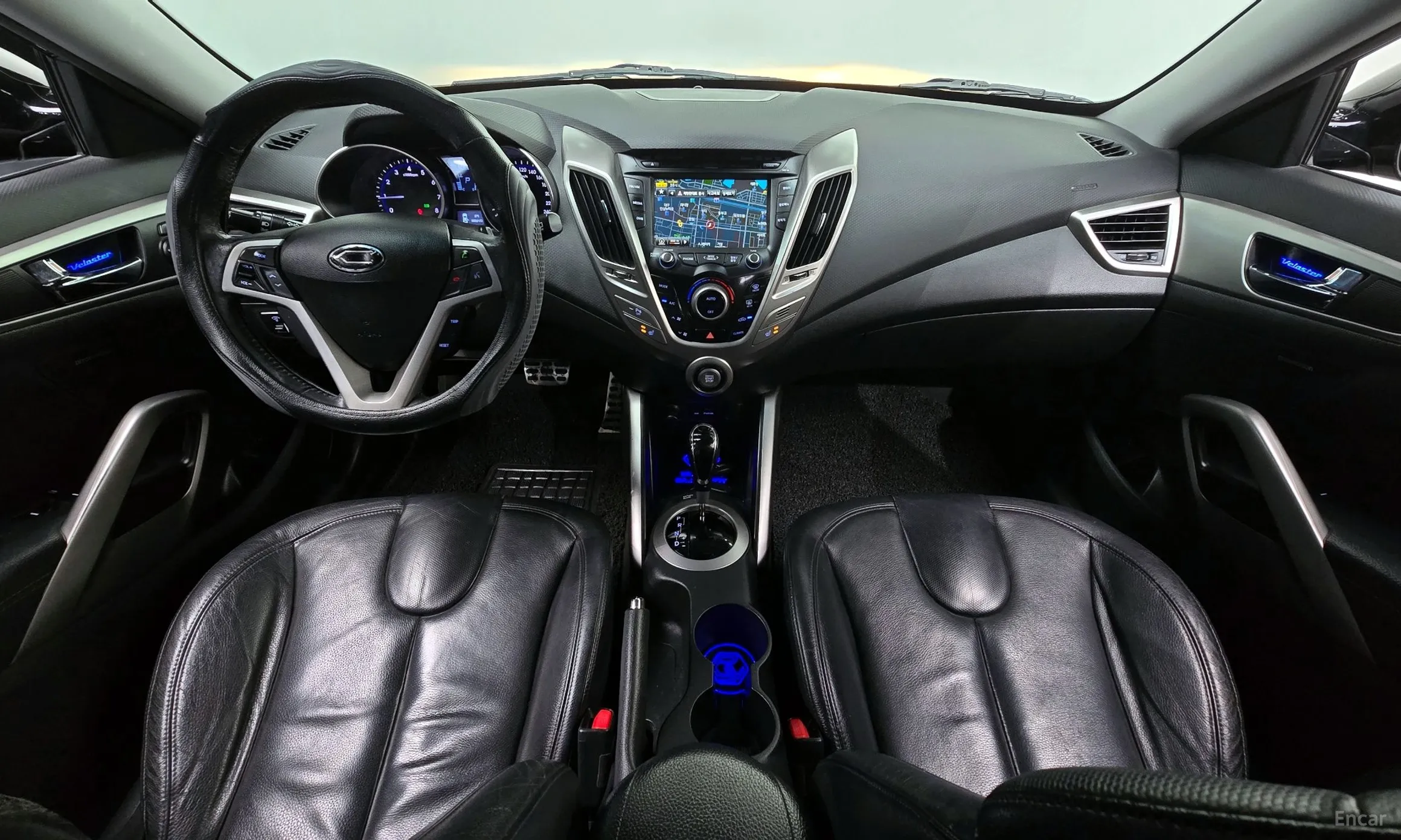 Hyundai Veloster превью 4