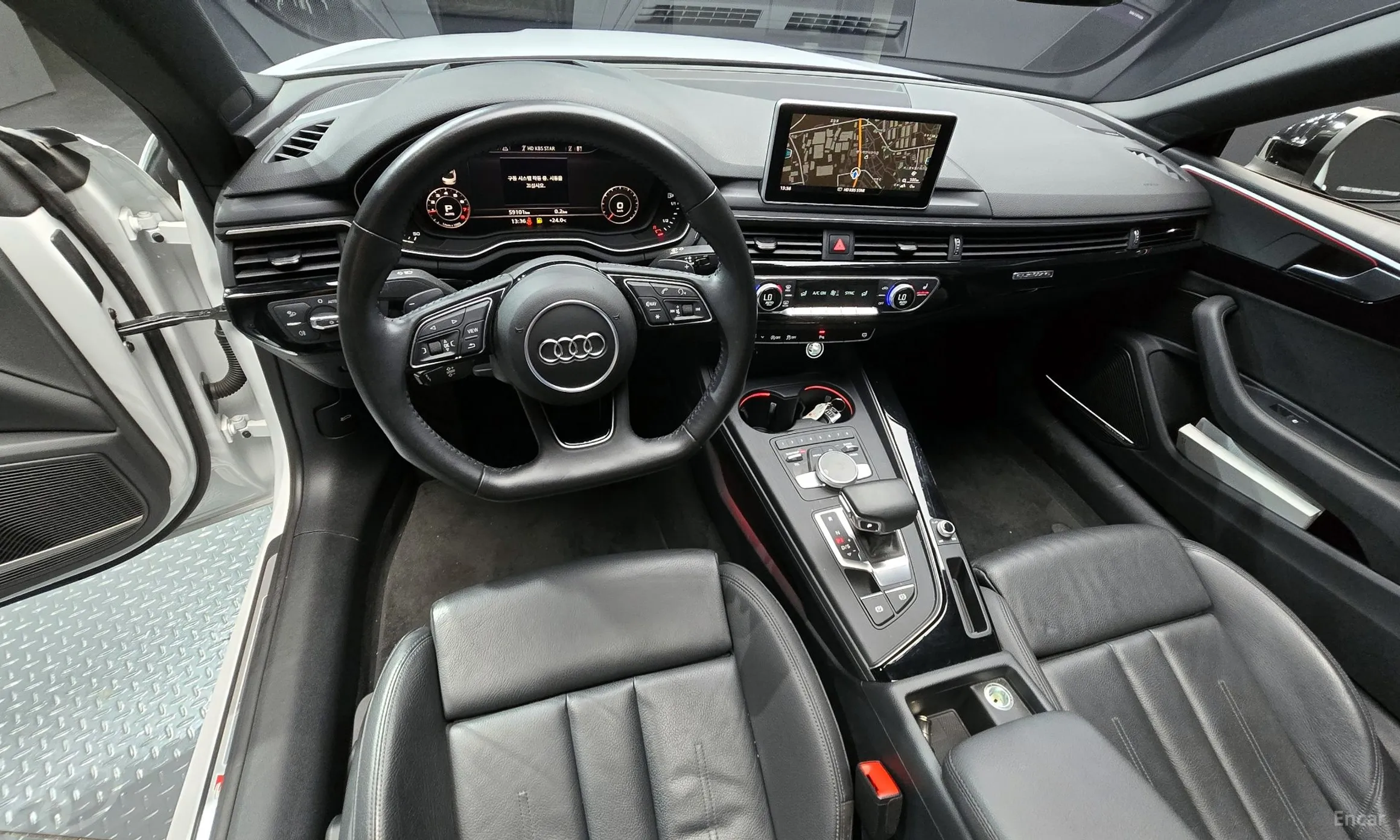 Audi A5 (F5) превью 4