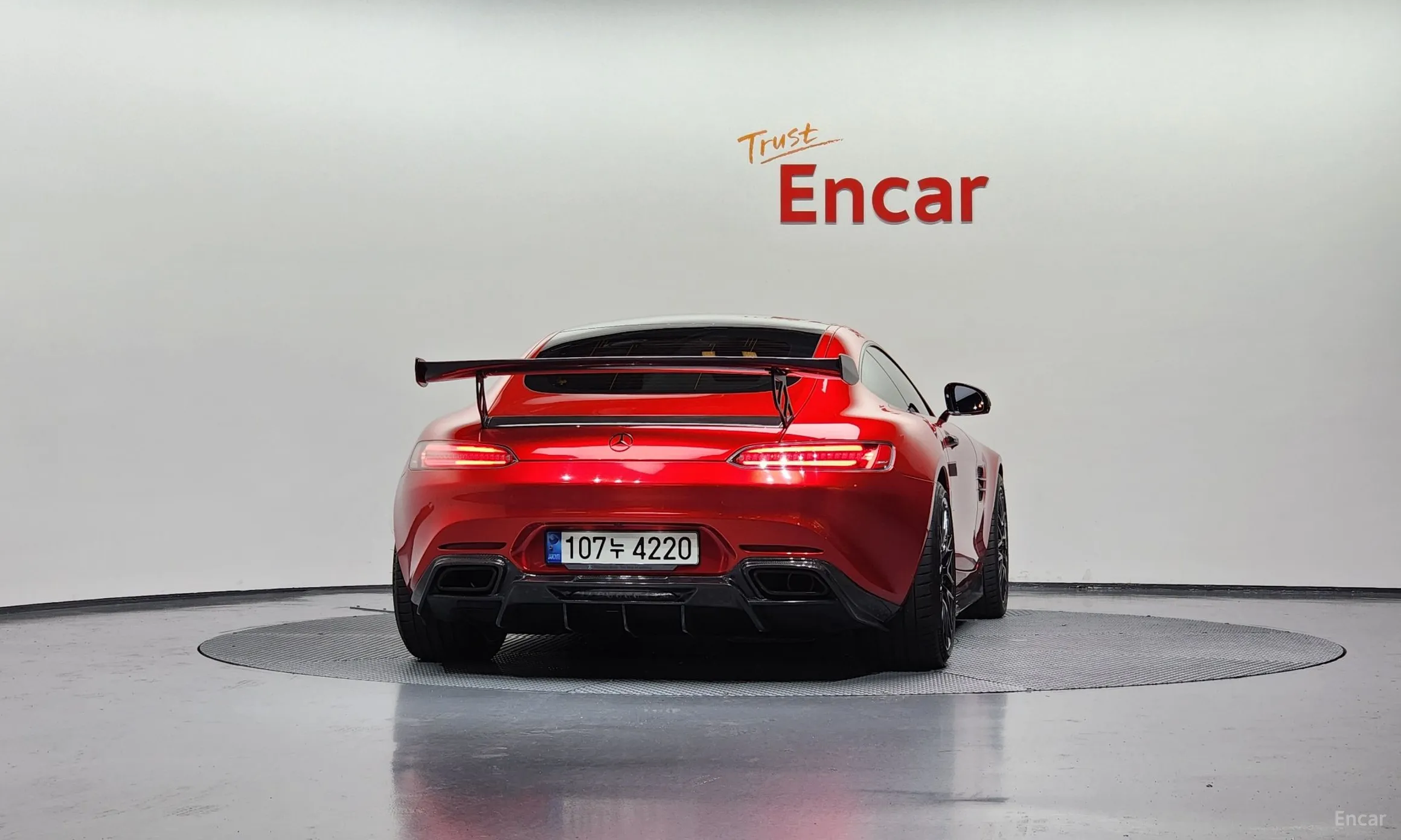 Mercedes Benz AMG GT превью 3