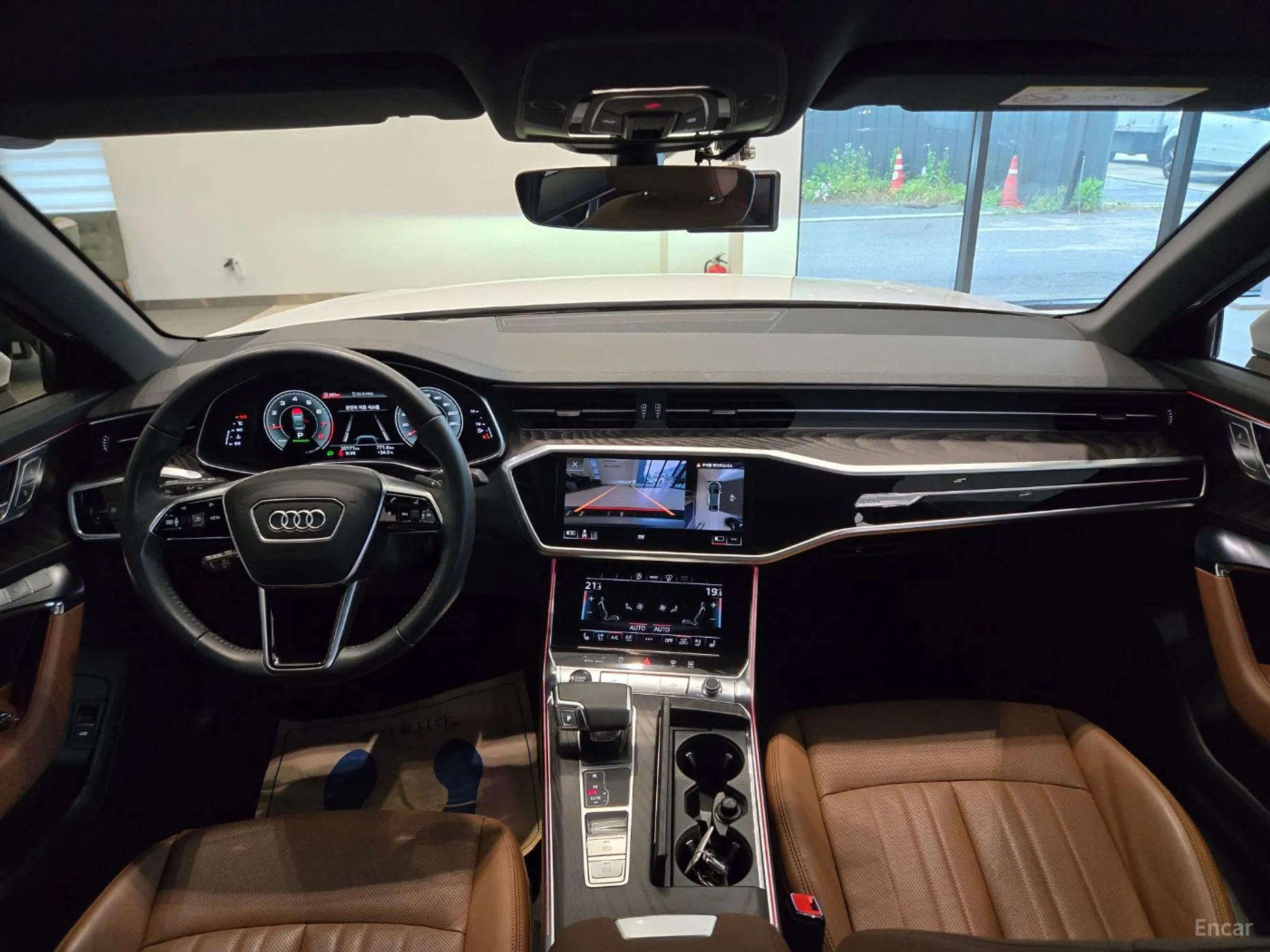 Audi A6 (C8) превью 4