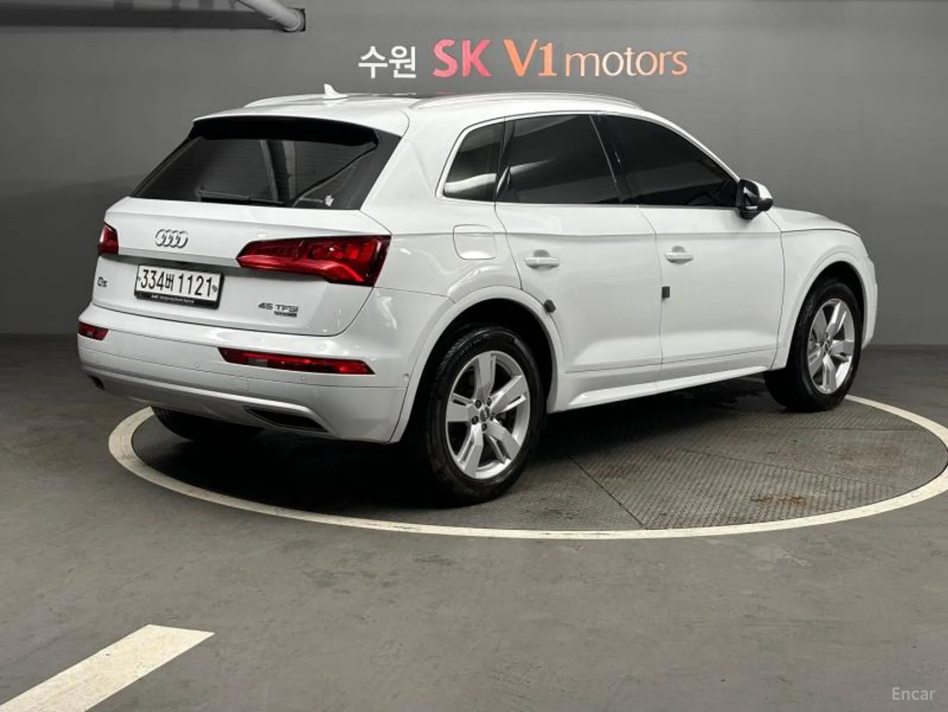 Audi Q5 (FY) превью 3