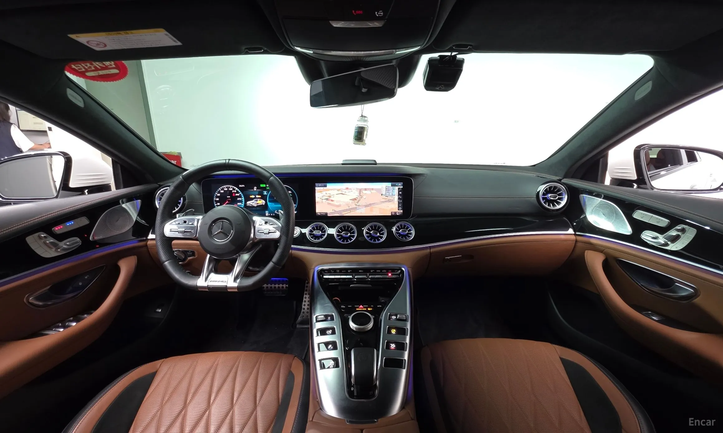 Mercedes Benz AMG GT превью 4