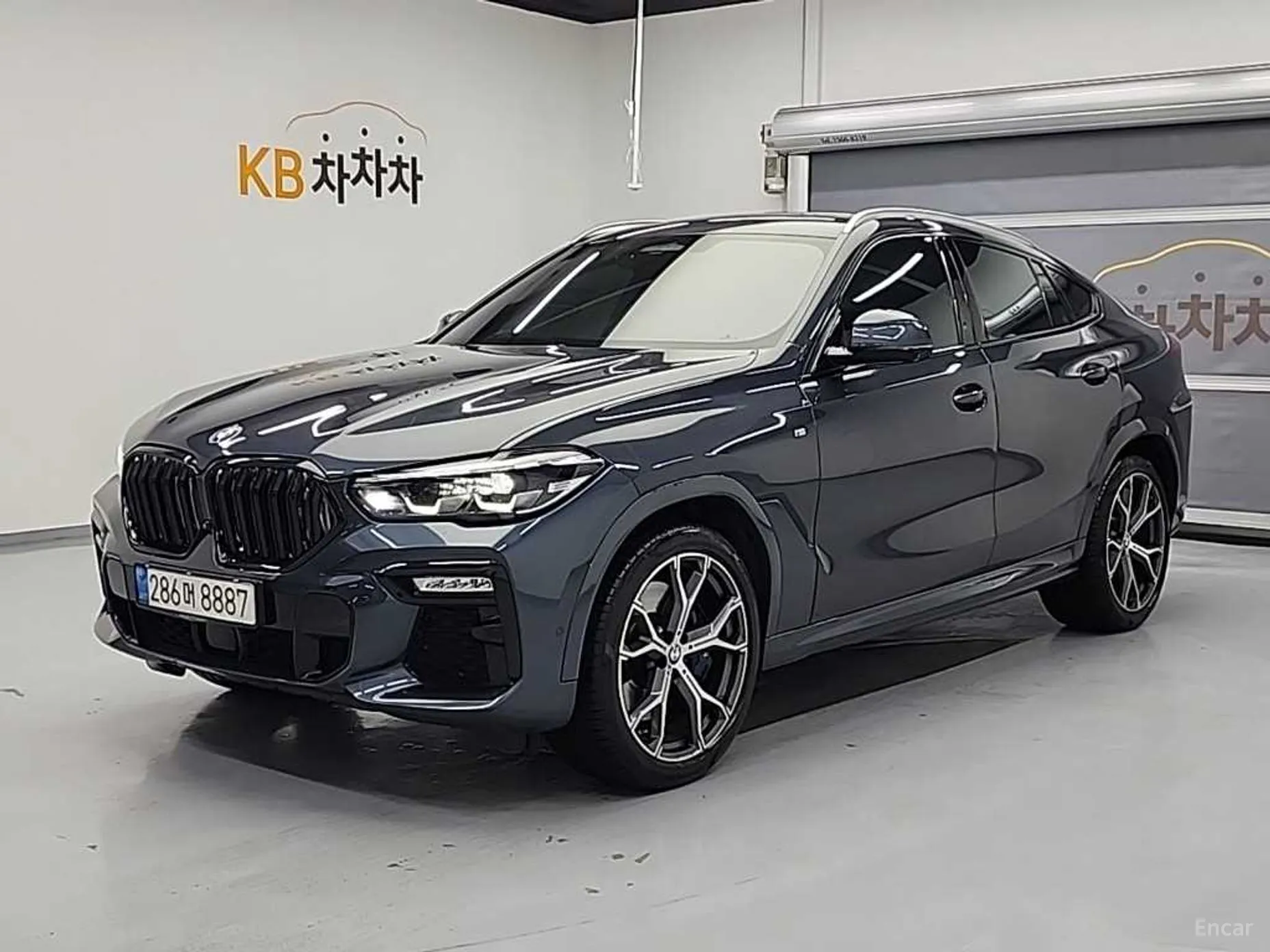 X6 (G06)