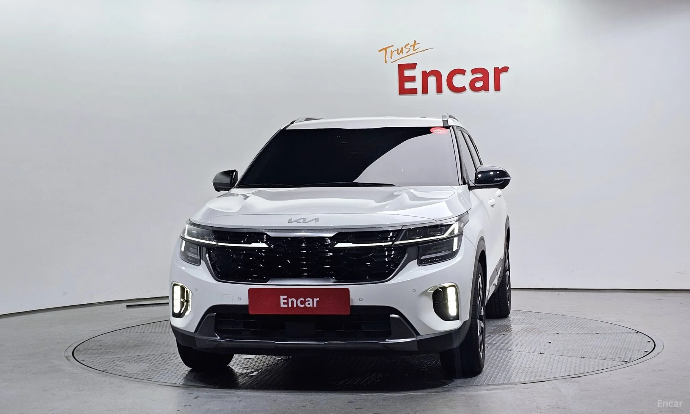Kia Seltos превью 2