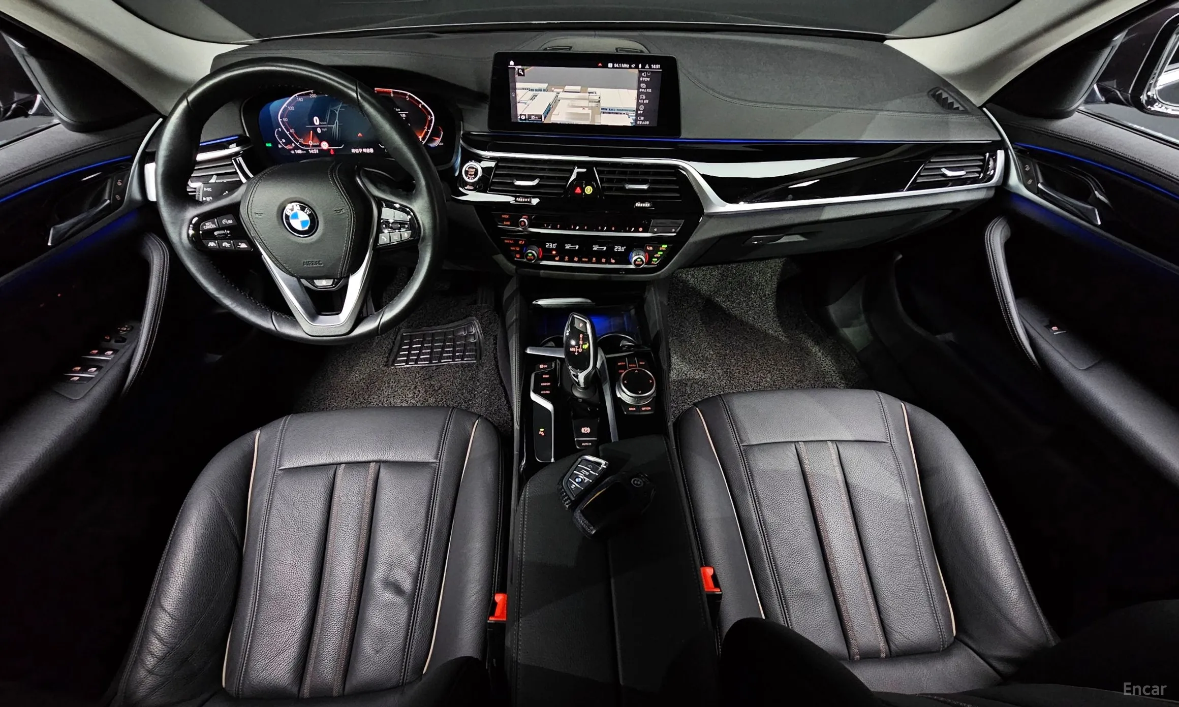 BMW 5 Series (G30) превью 4