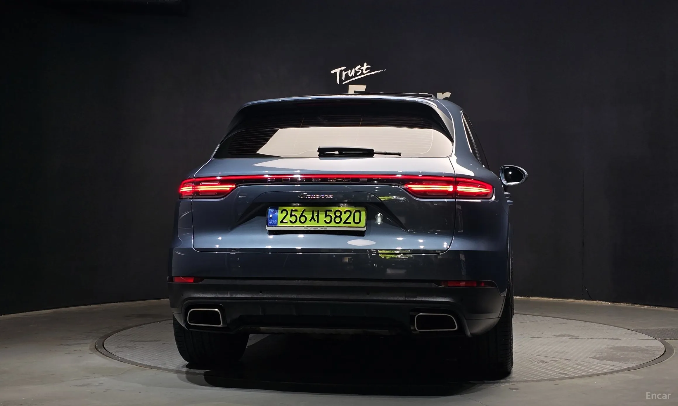 Porsche Cayenne (PO536) превью 3