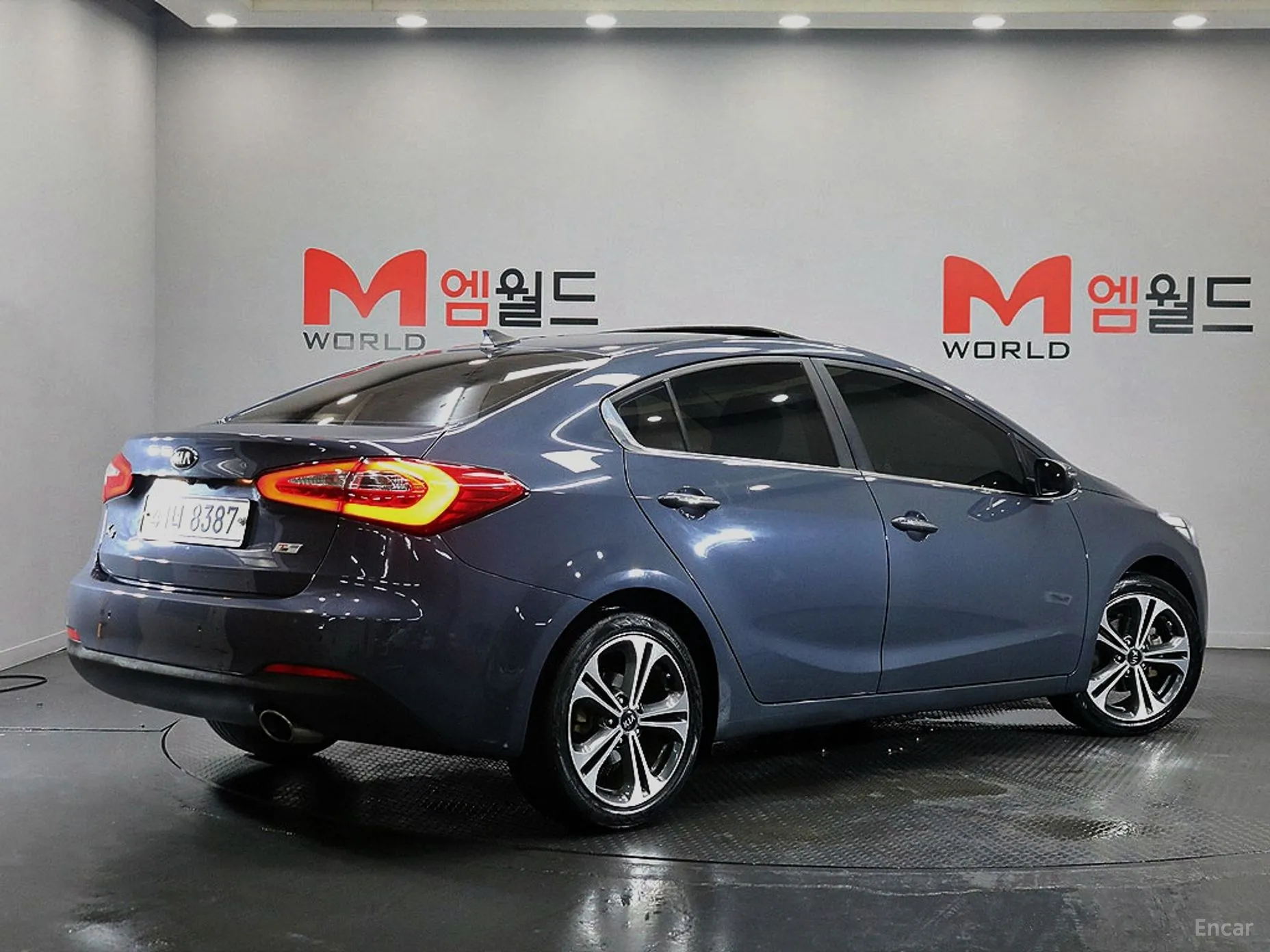 Kia K3 превью 3