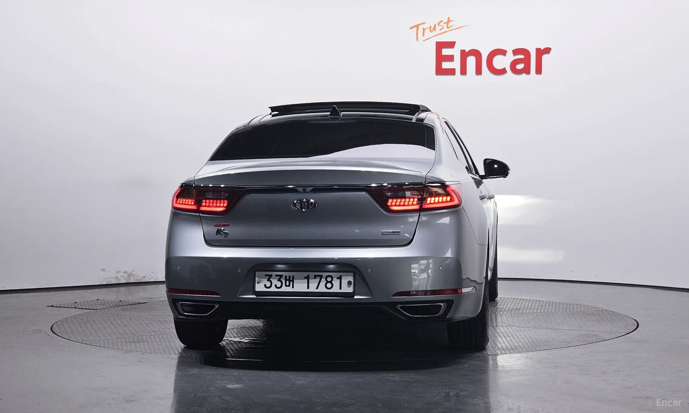 Kia K7 Hybrid превью 3