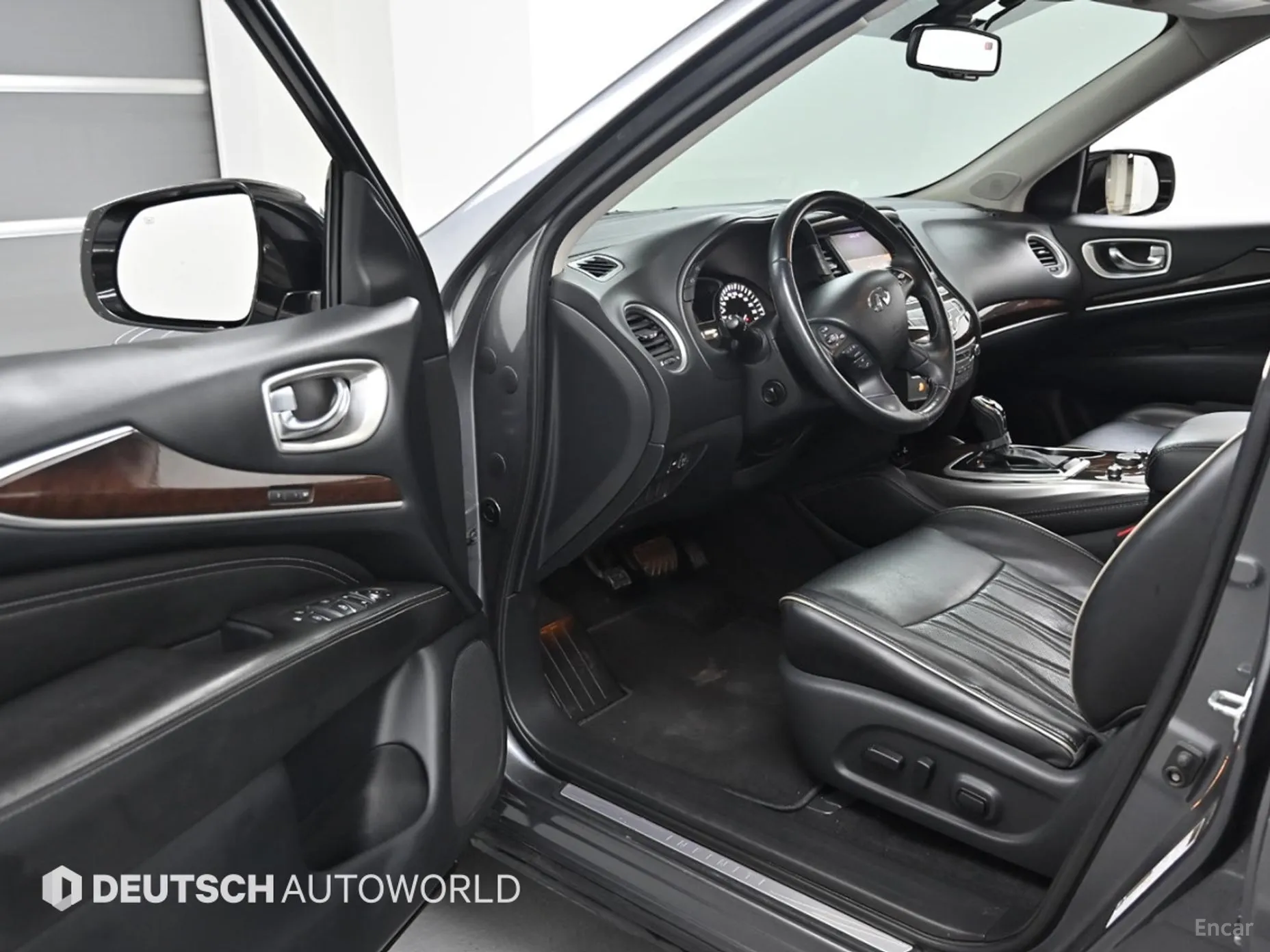 Infiniti QX60 превью 11