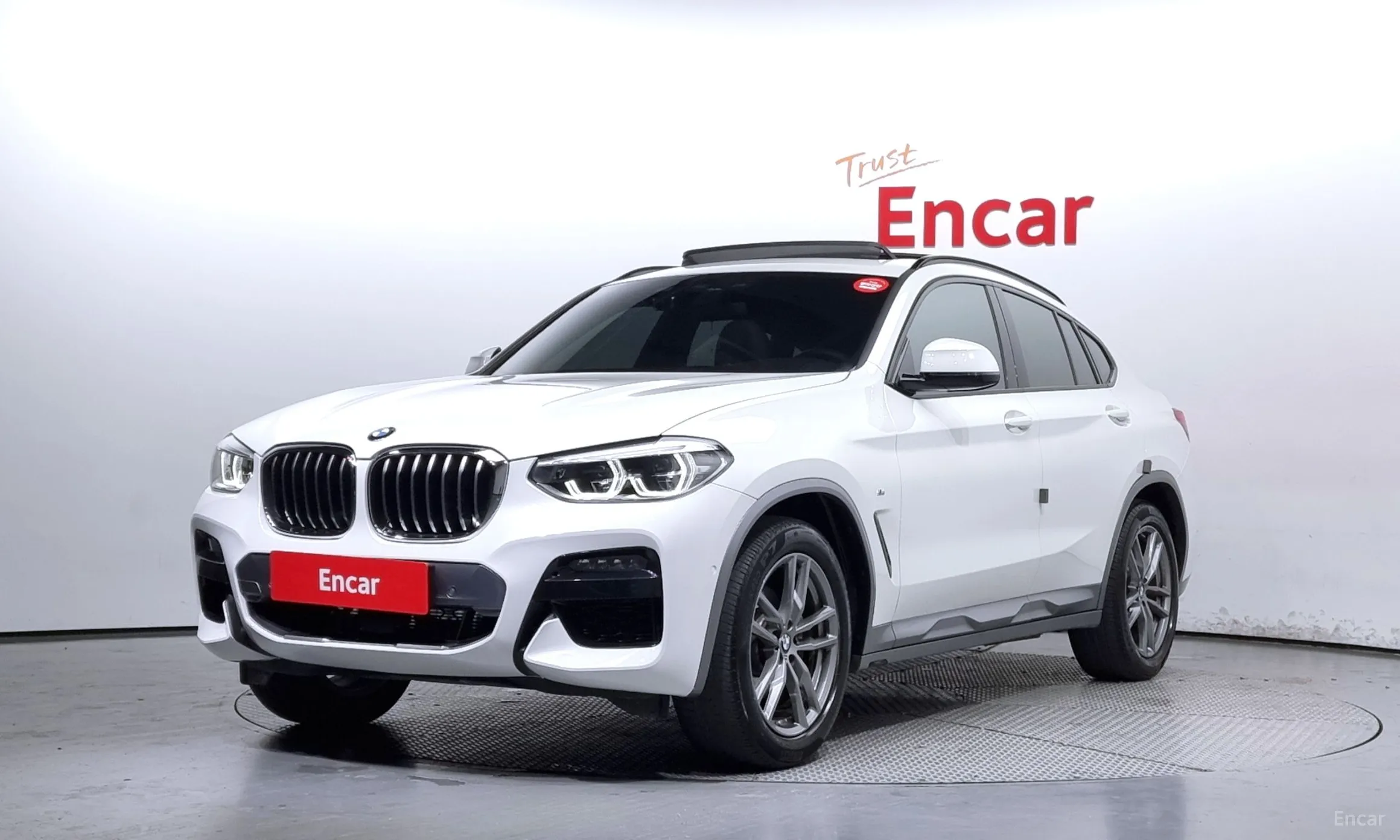 X4 (G02)