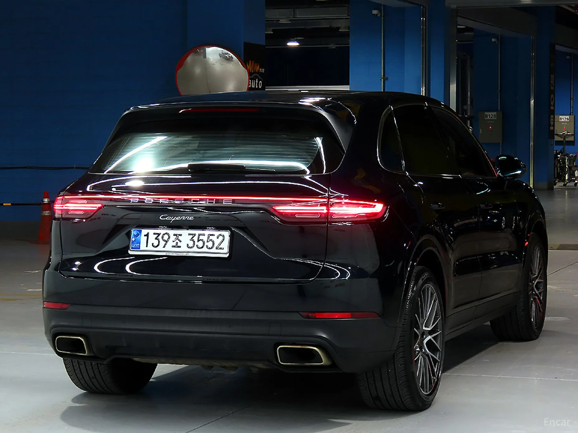 Porsche Cayenne (PO536) превью 3
