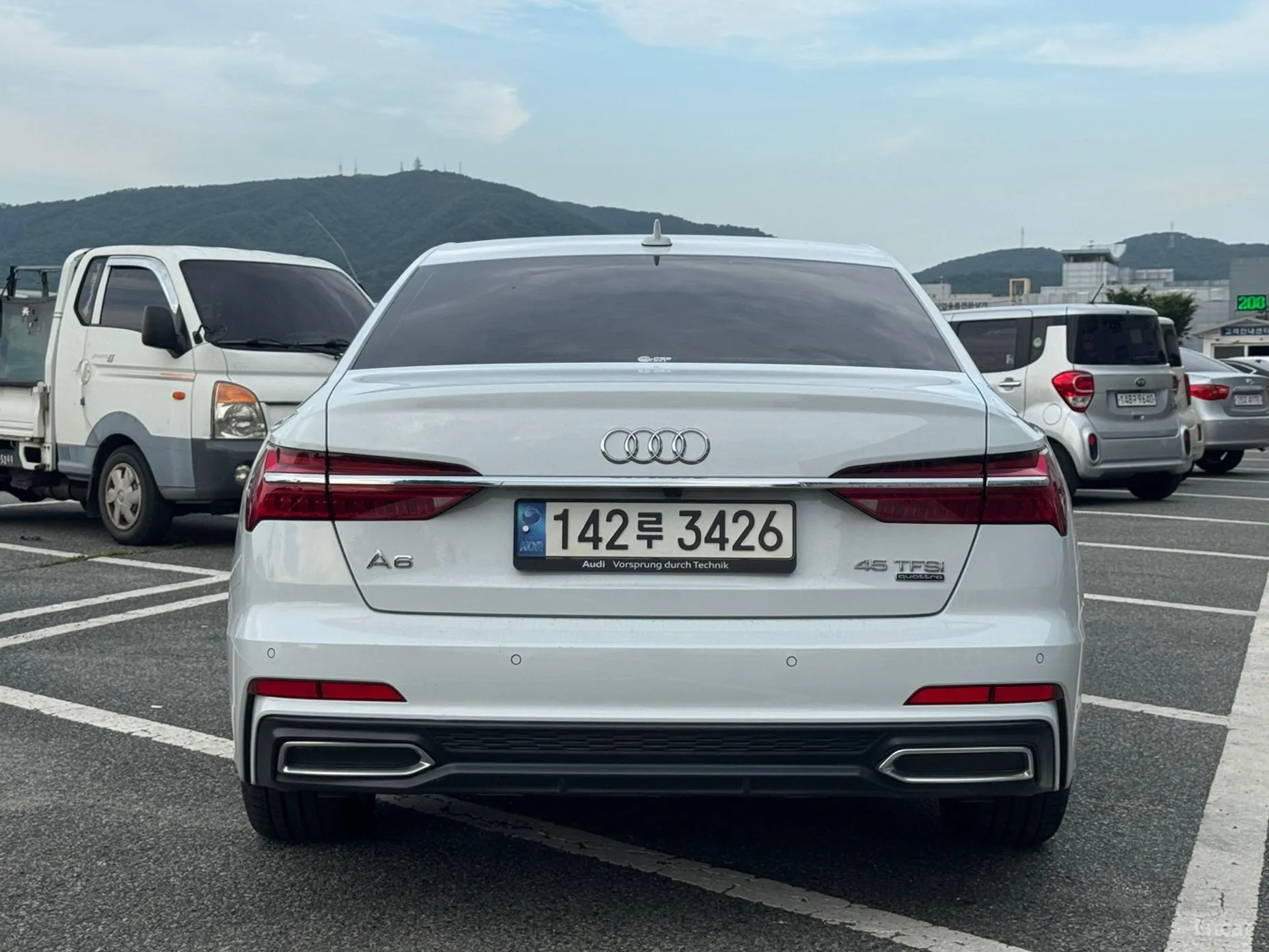 Audi A6 (C8) превью 3