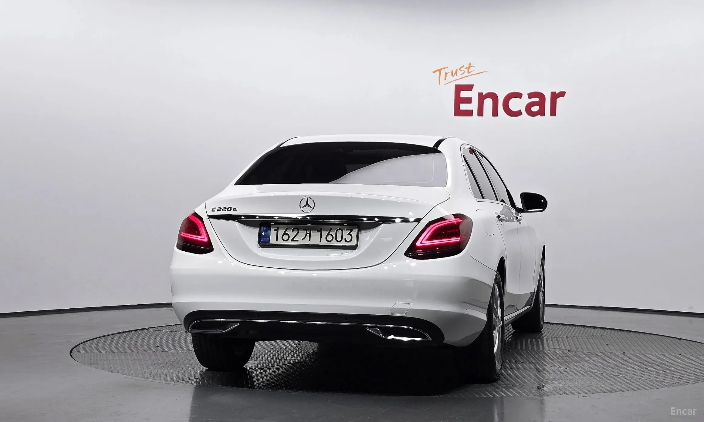 Mercedes Benz C-Class W205 превью 3