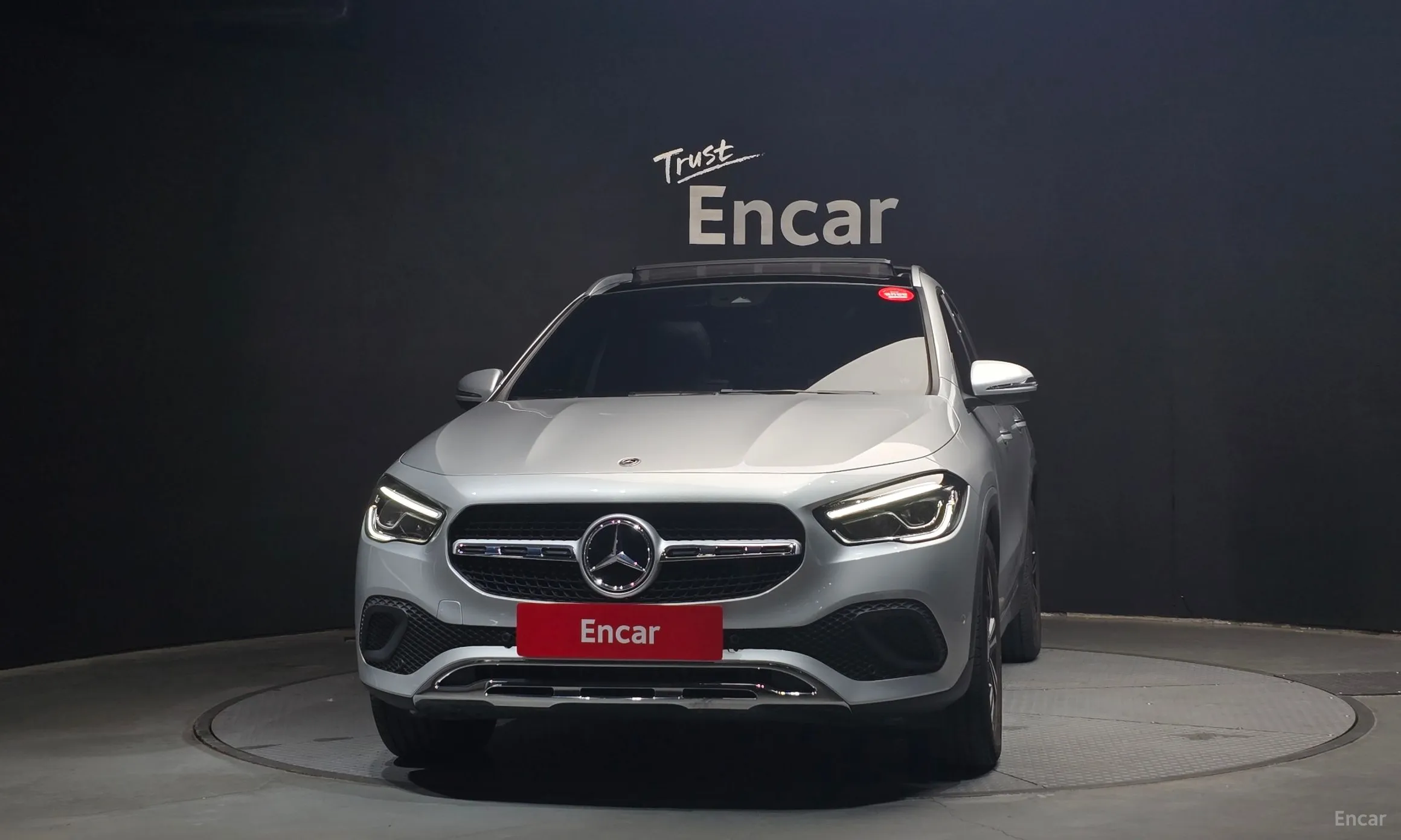 Mercedes Benz GLA-Class H247