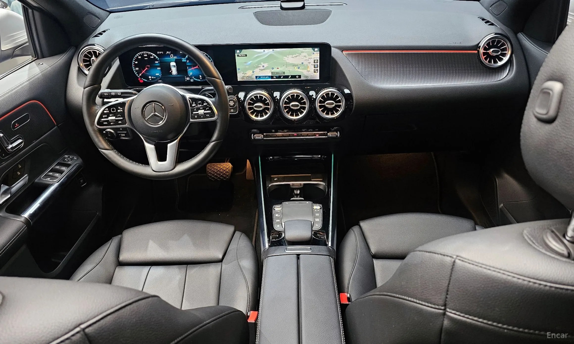Mercedes Benz GLA-Class H247 превью 4