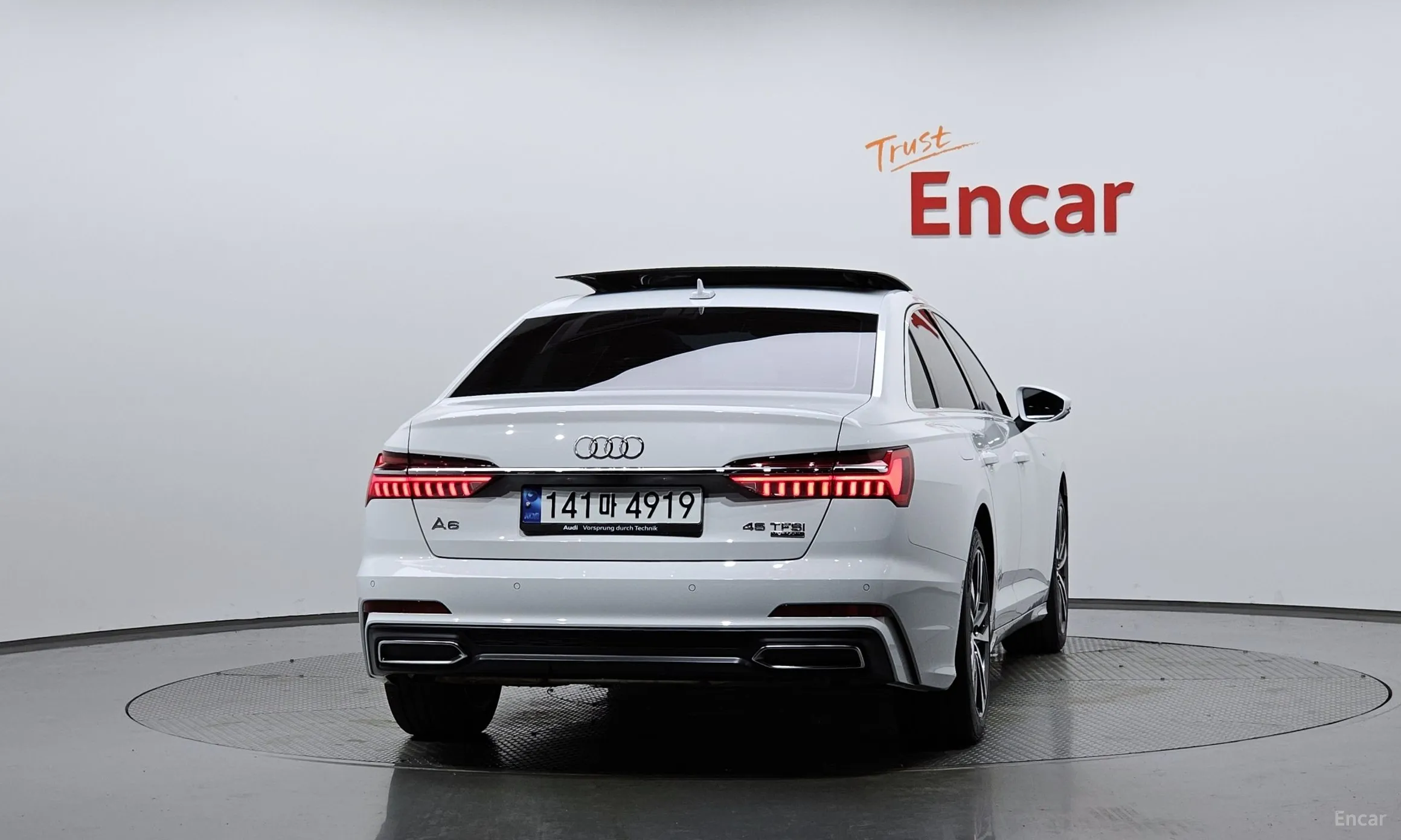 Audi A6 (C8) превью 3