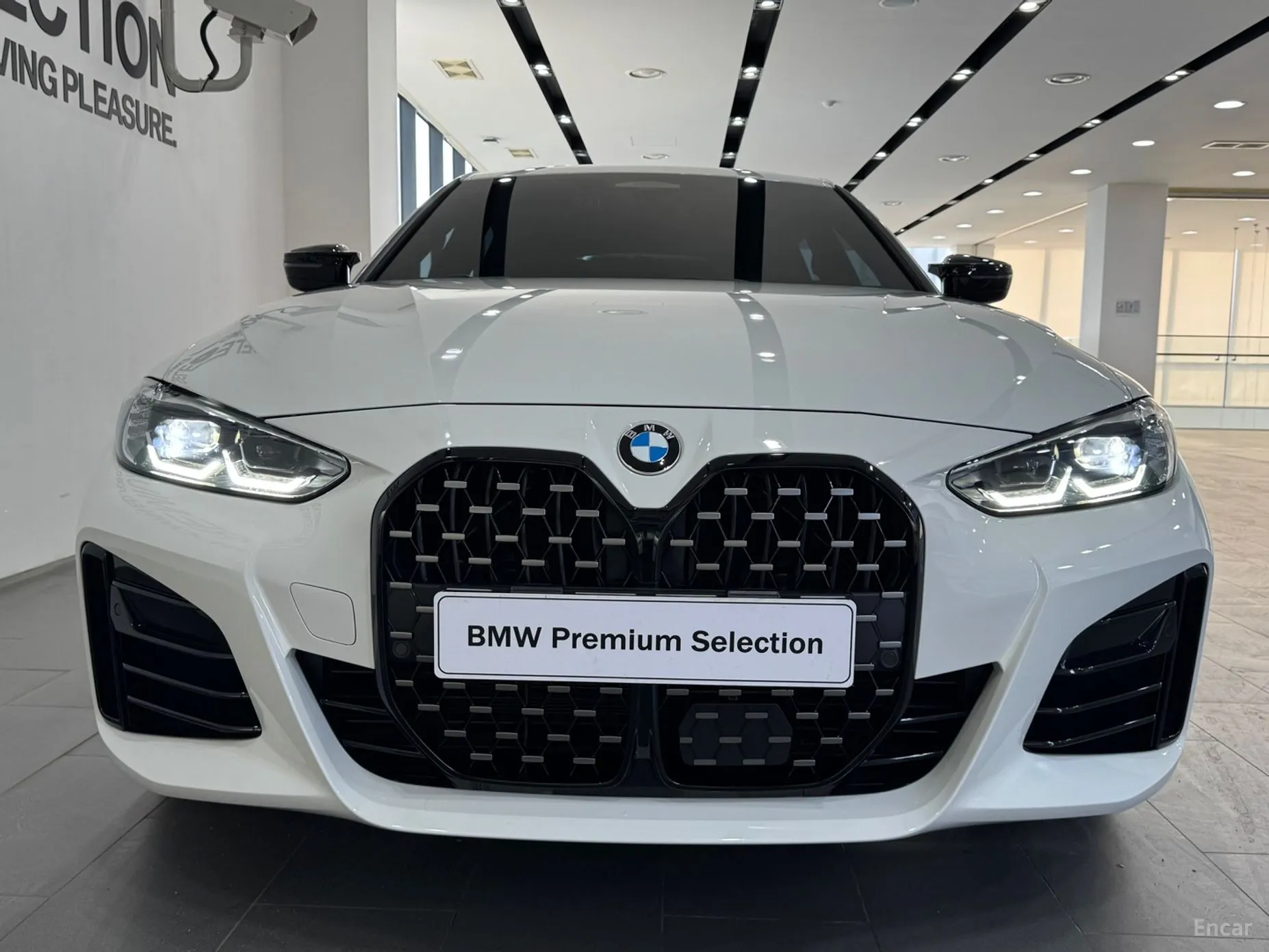 BMW Series 4 (G22)