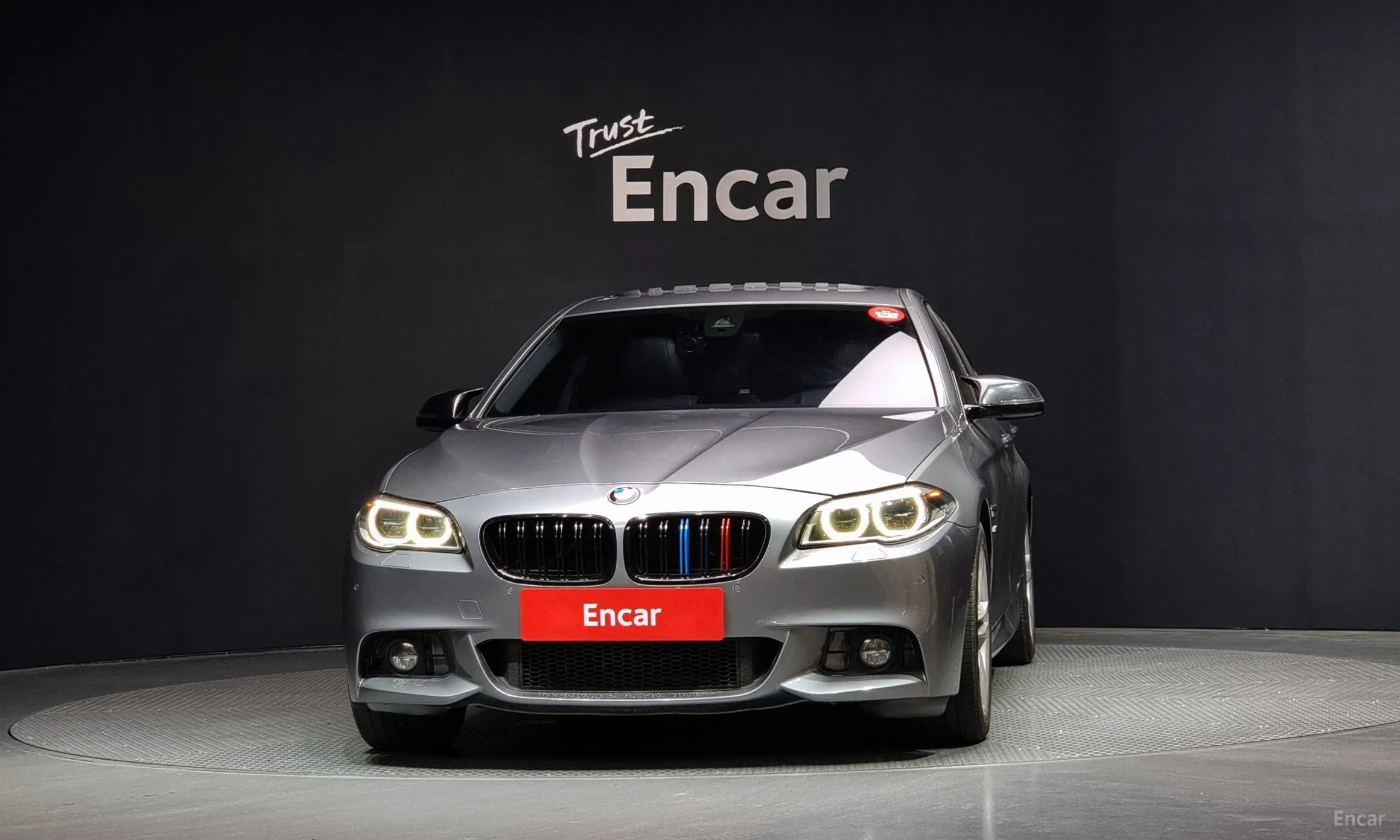 BMW 5 Series (F10) превью 2
