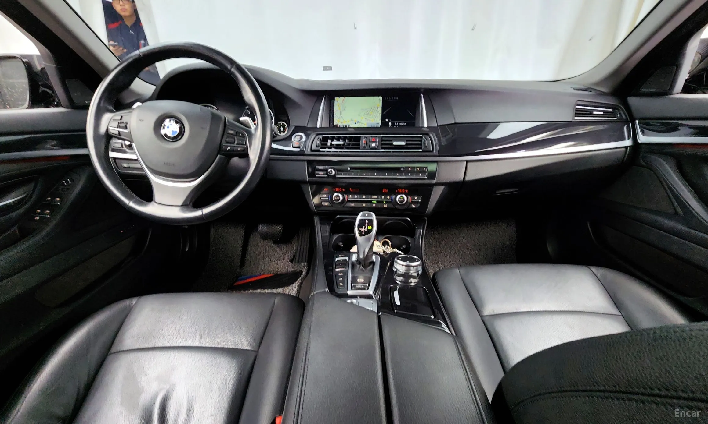 BMW 5 Series (F10) превью 4