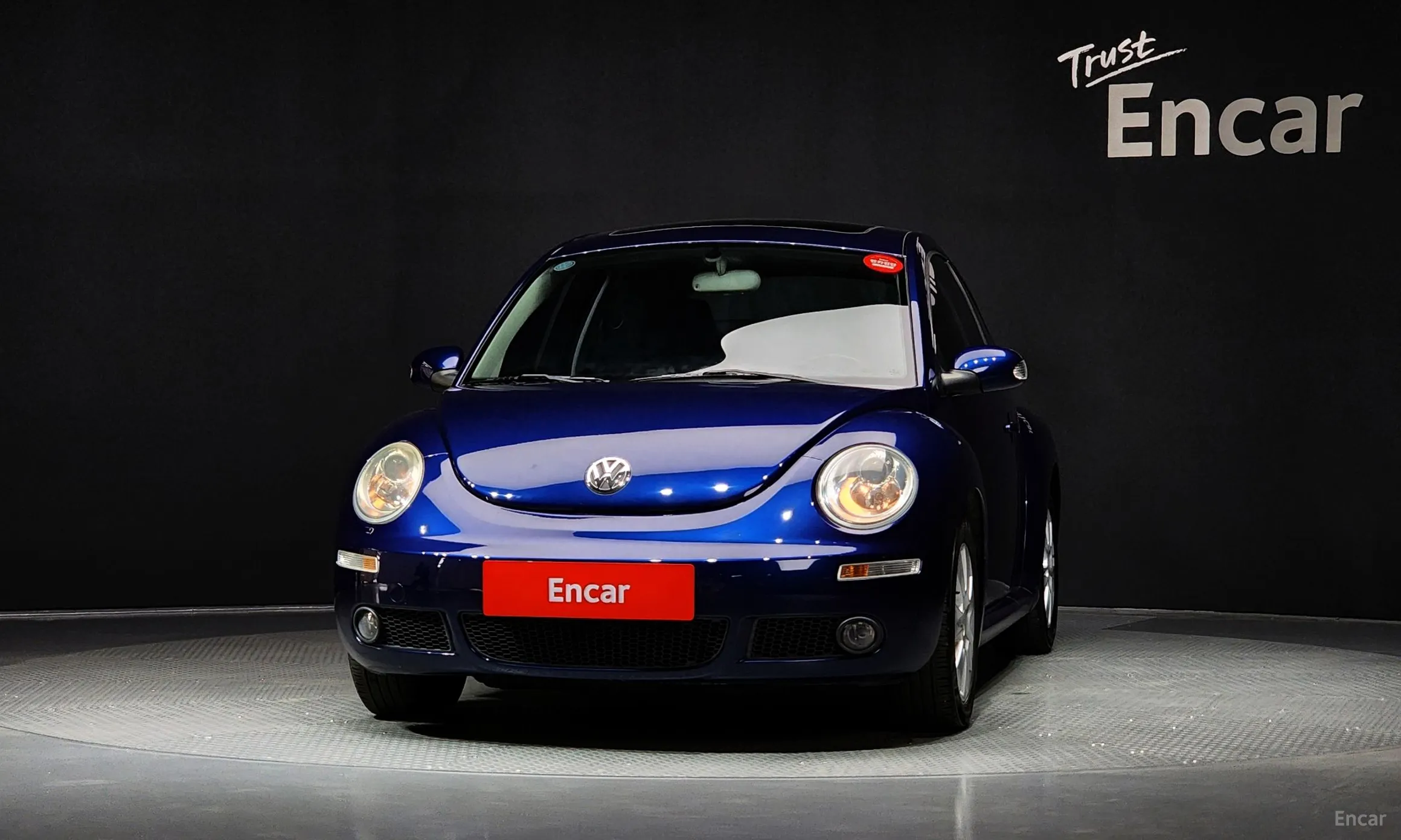 Volkswagen New Beetle превью 2