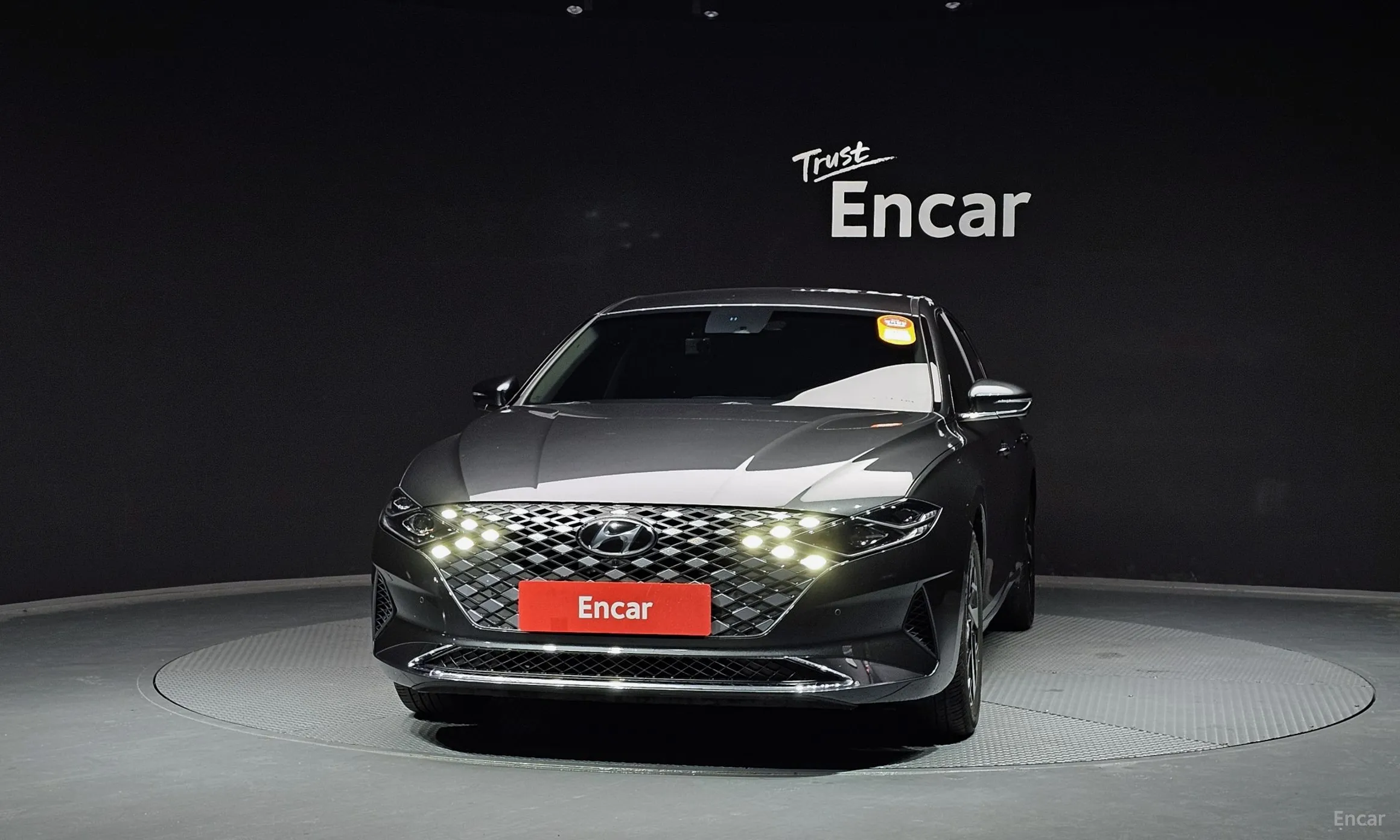 Hyundai Grandeur IG Hybrid