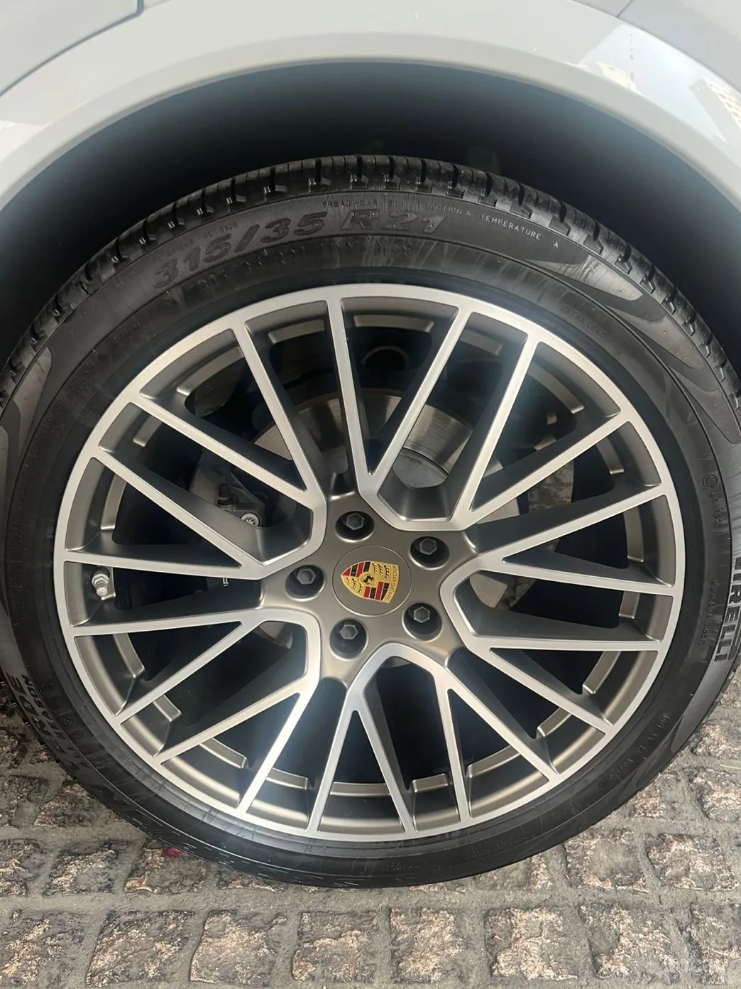 Porsche Cayenne (PO536) превью 4