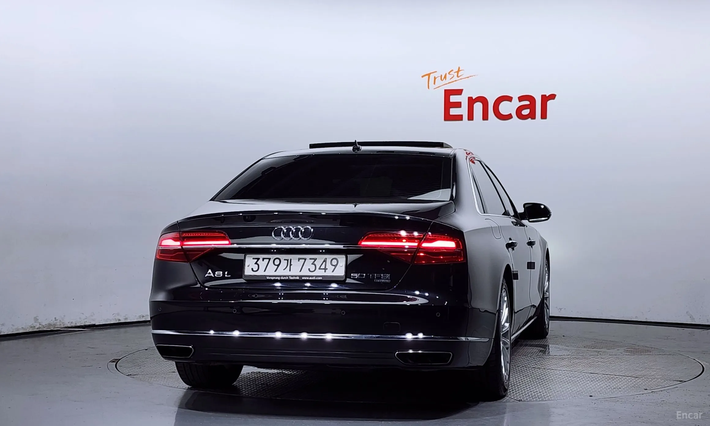 Audi New A8 превью 3