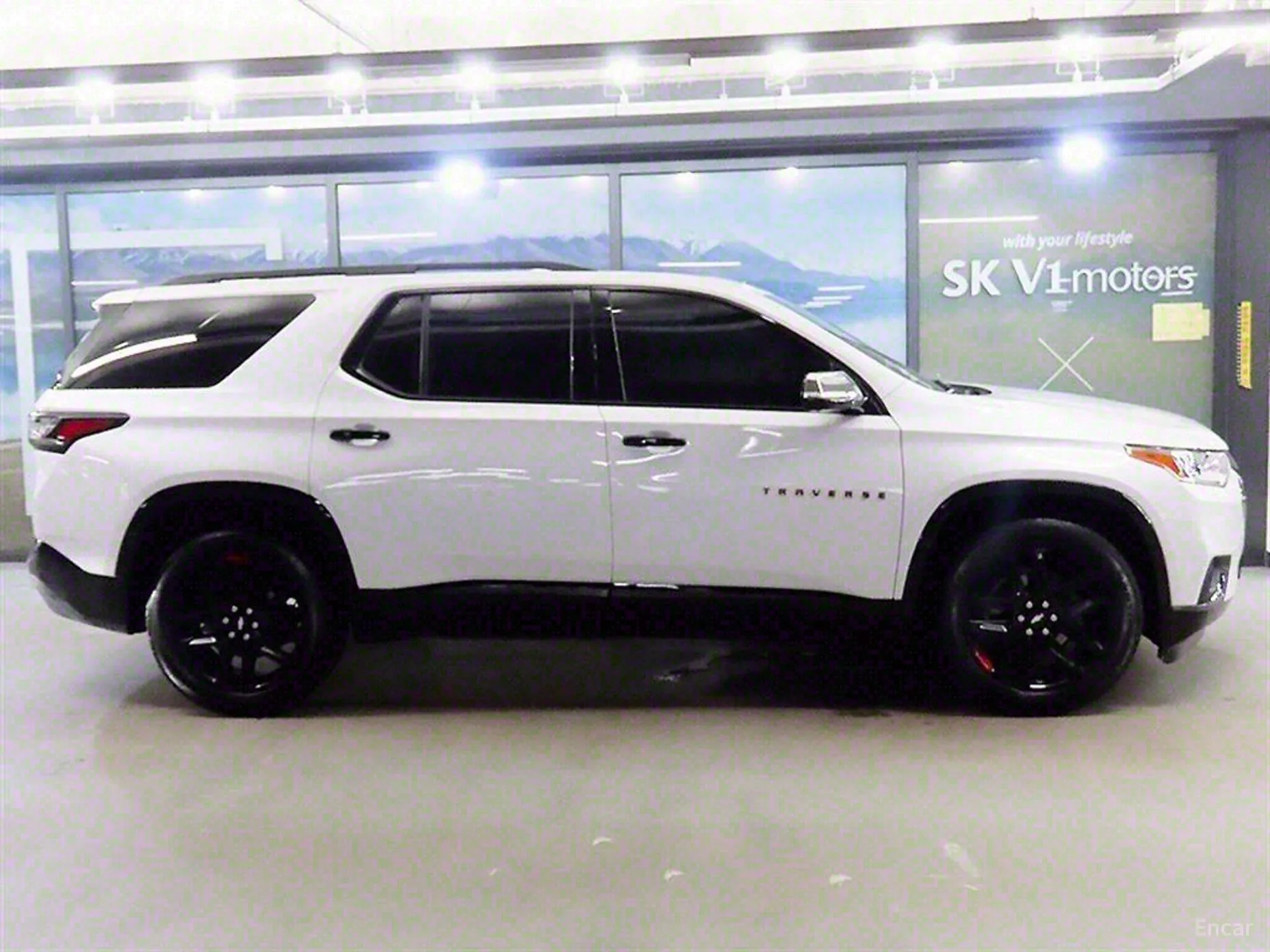 Chevrolet (GM Daewoo) Traverse превью 2
