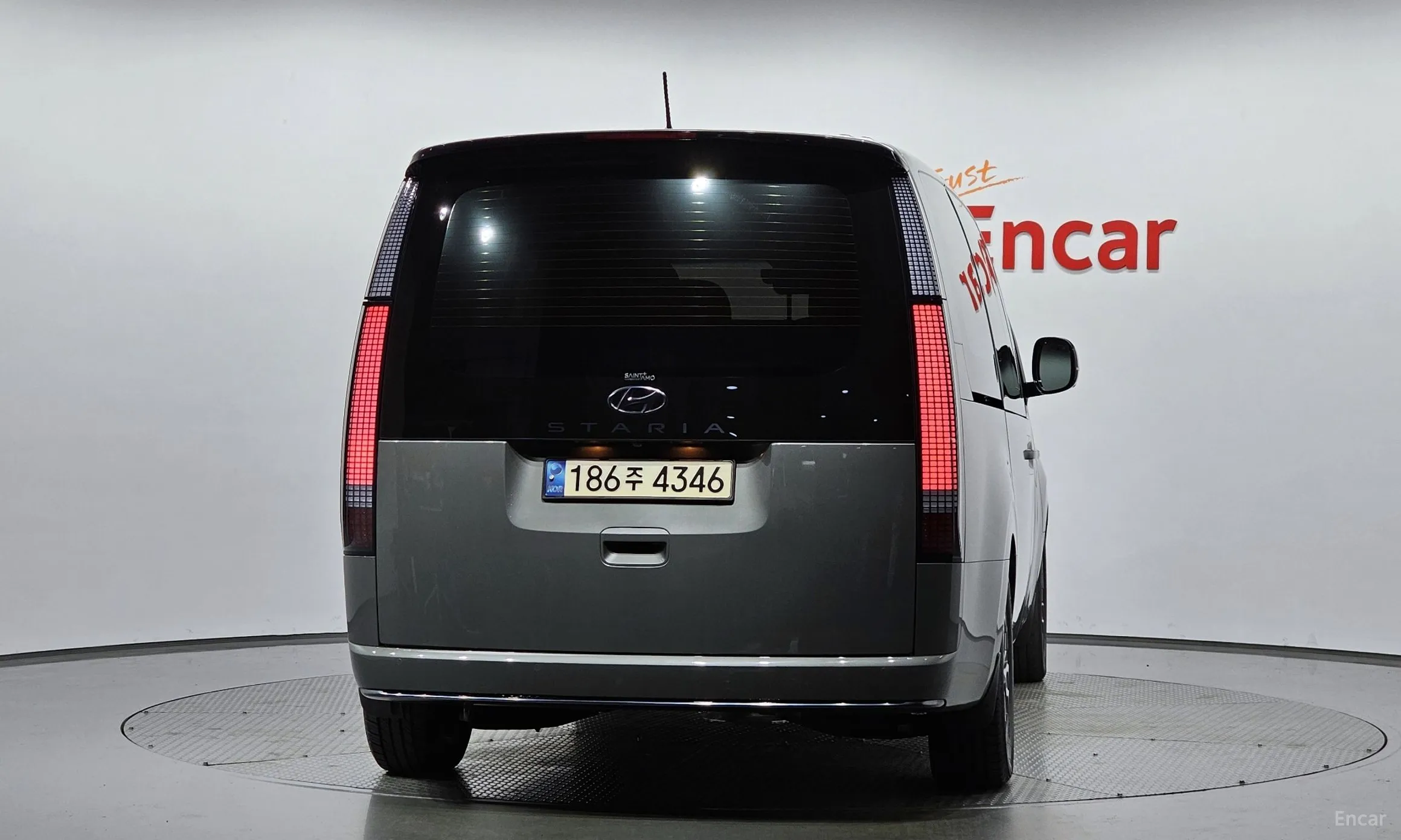 Hyundai Staria превью 3