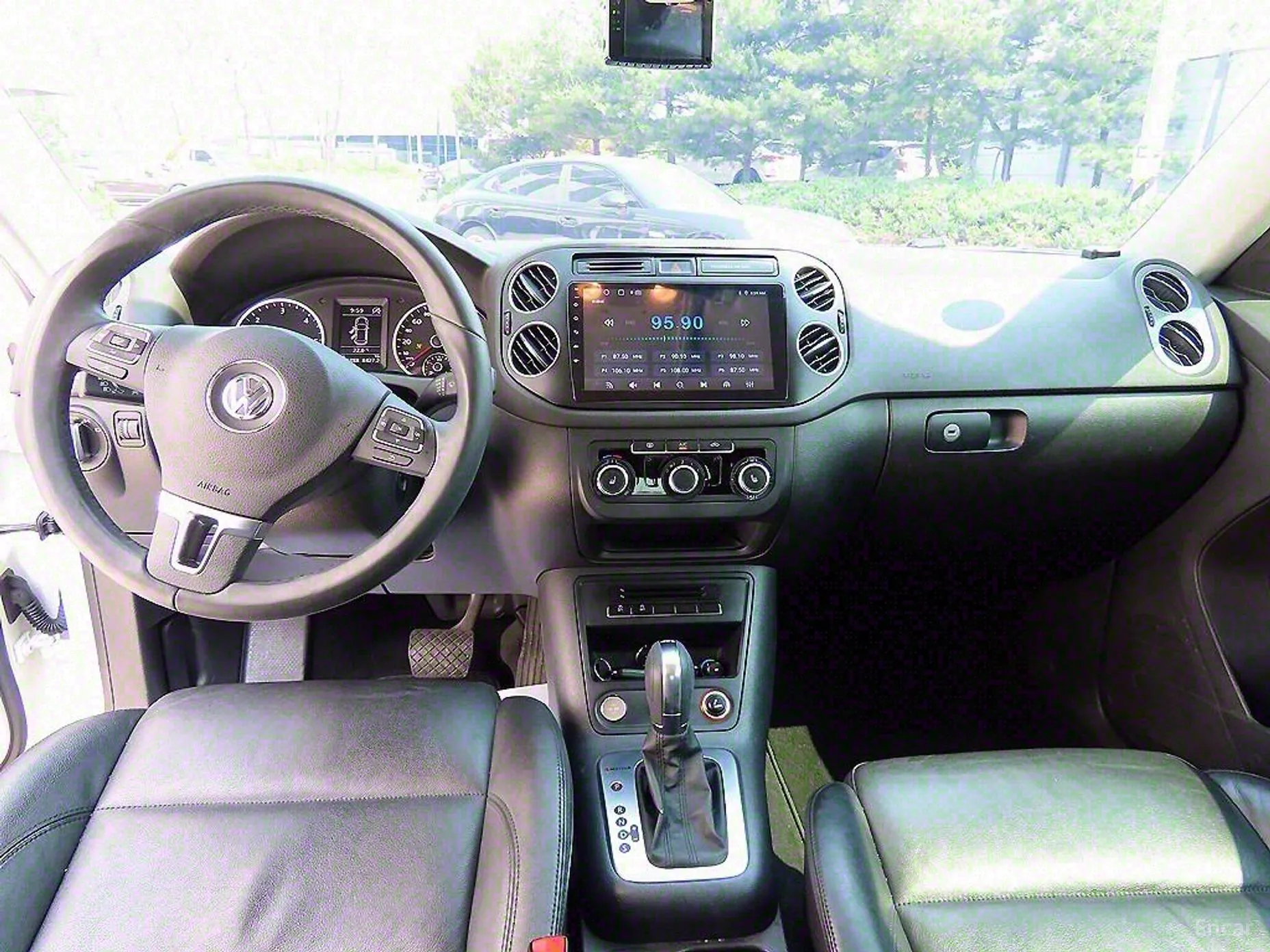 Volkswagen New Tiguan превью 4