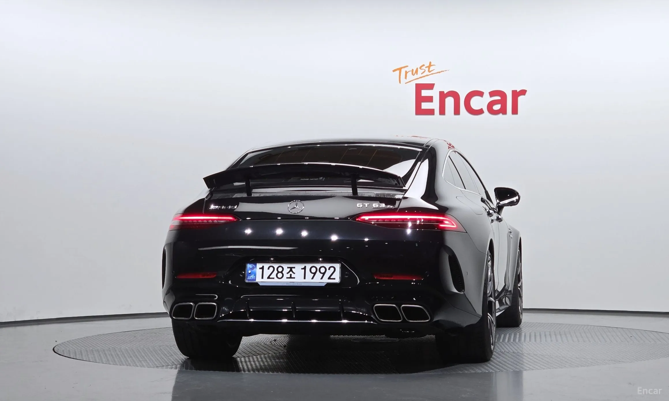 Mercedes Benz AMG GT превью 3