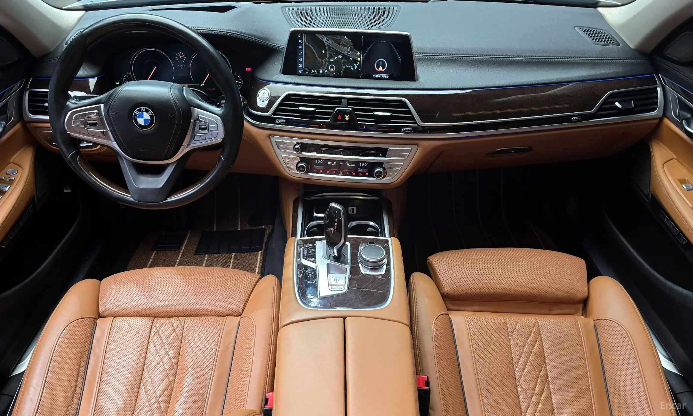BMW 7 Series (G11) превью 4