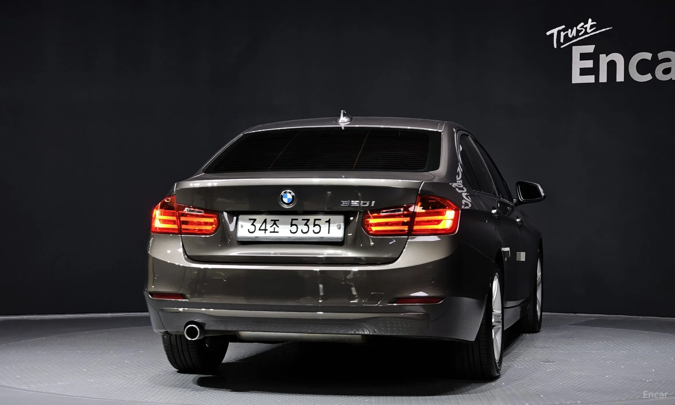 BMW 3 Series (F30) превью 3
