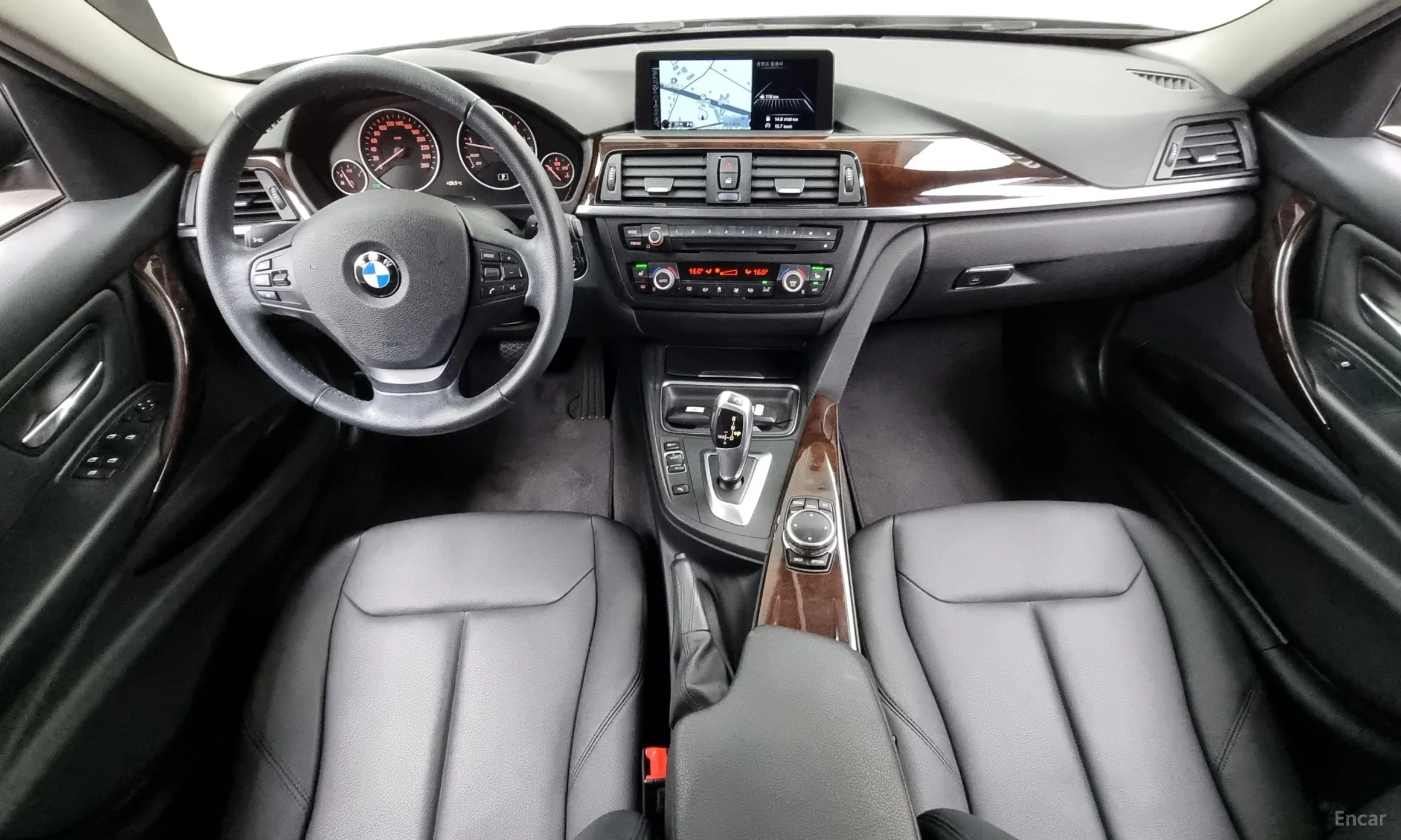 BMW 3 Series (F30) превью 4