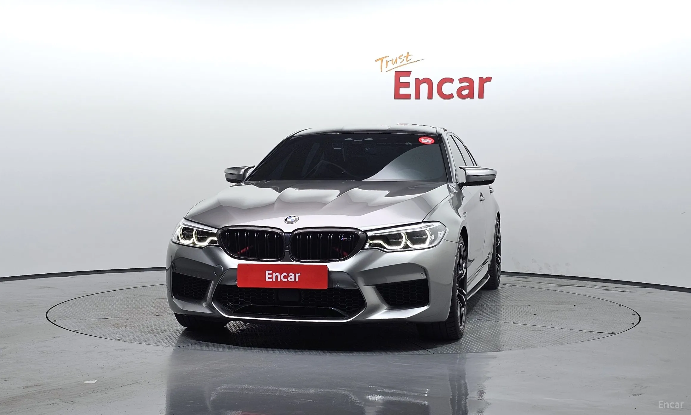 BMW M5 (F90)