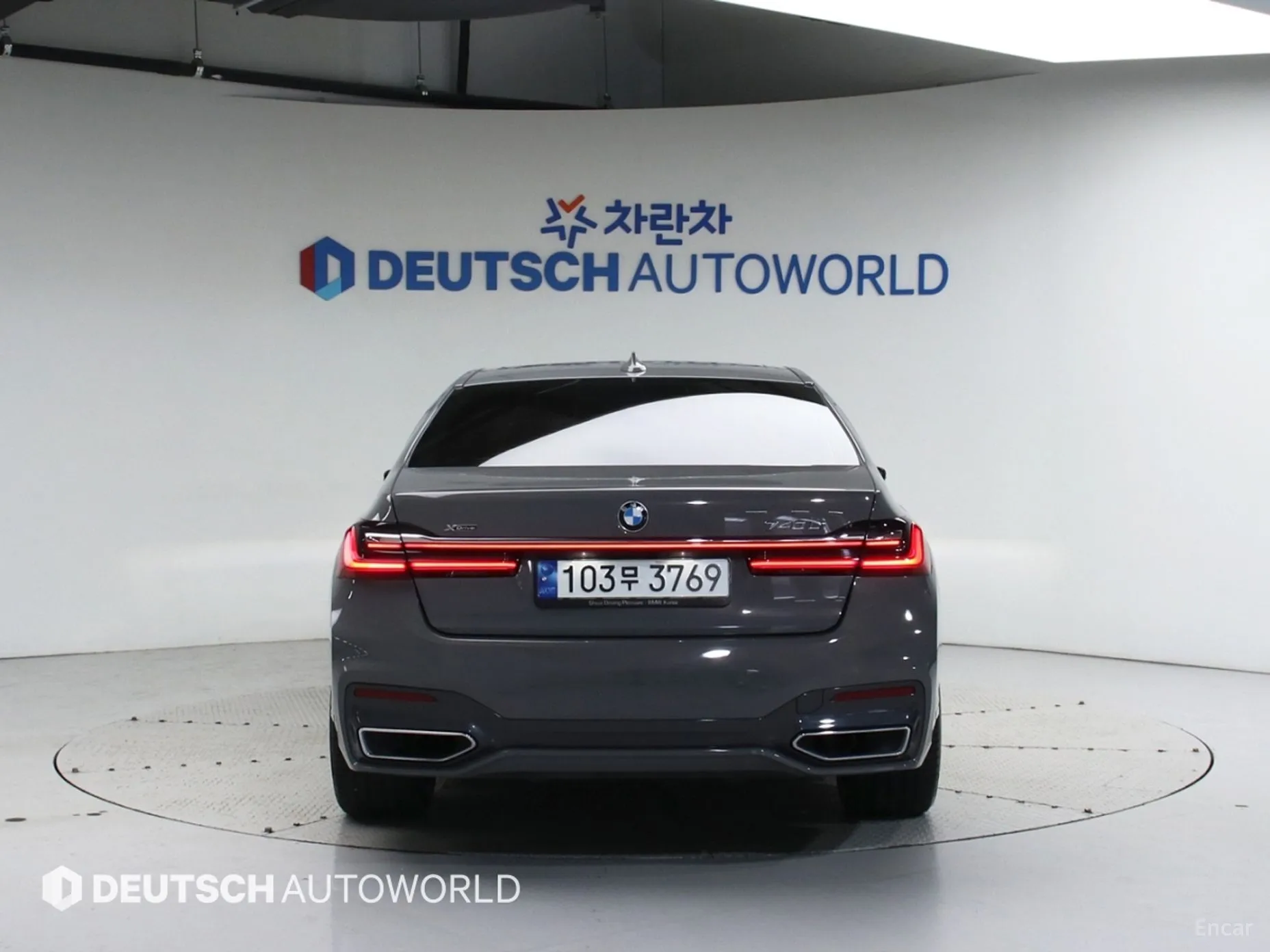 BMW 7 Series (G11) превью 3