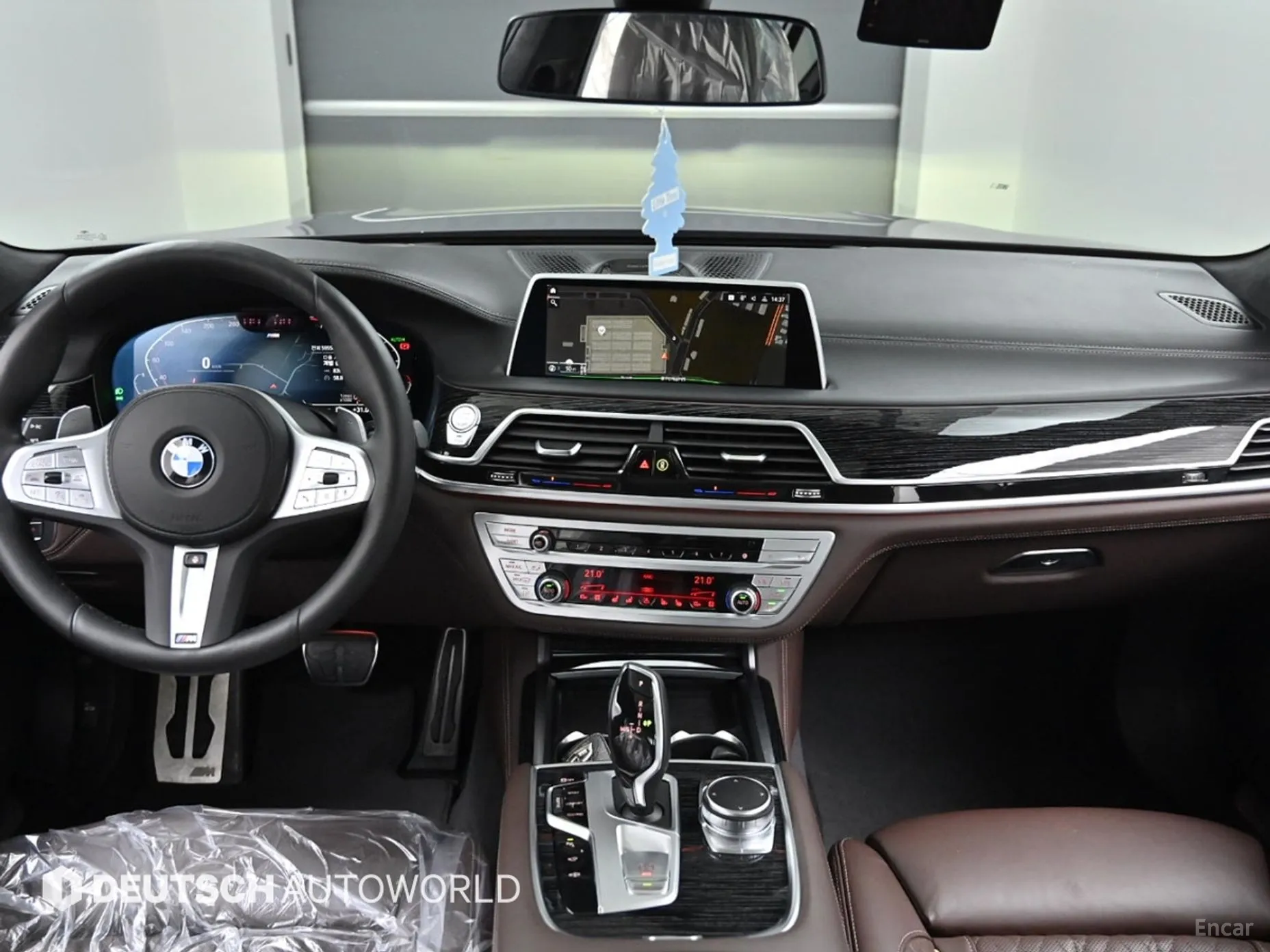 BMW 7 Series (G11) превью 4