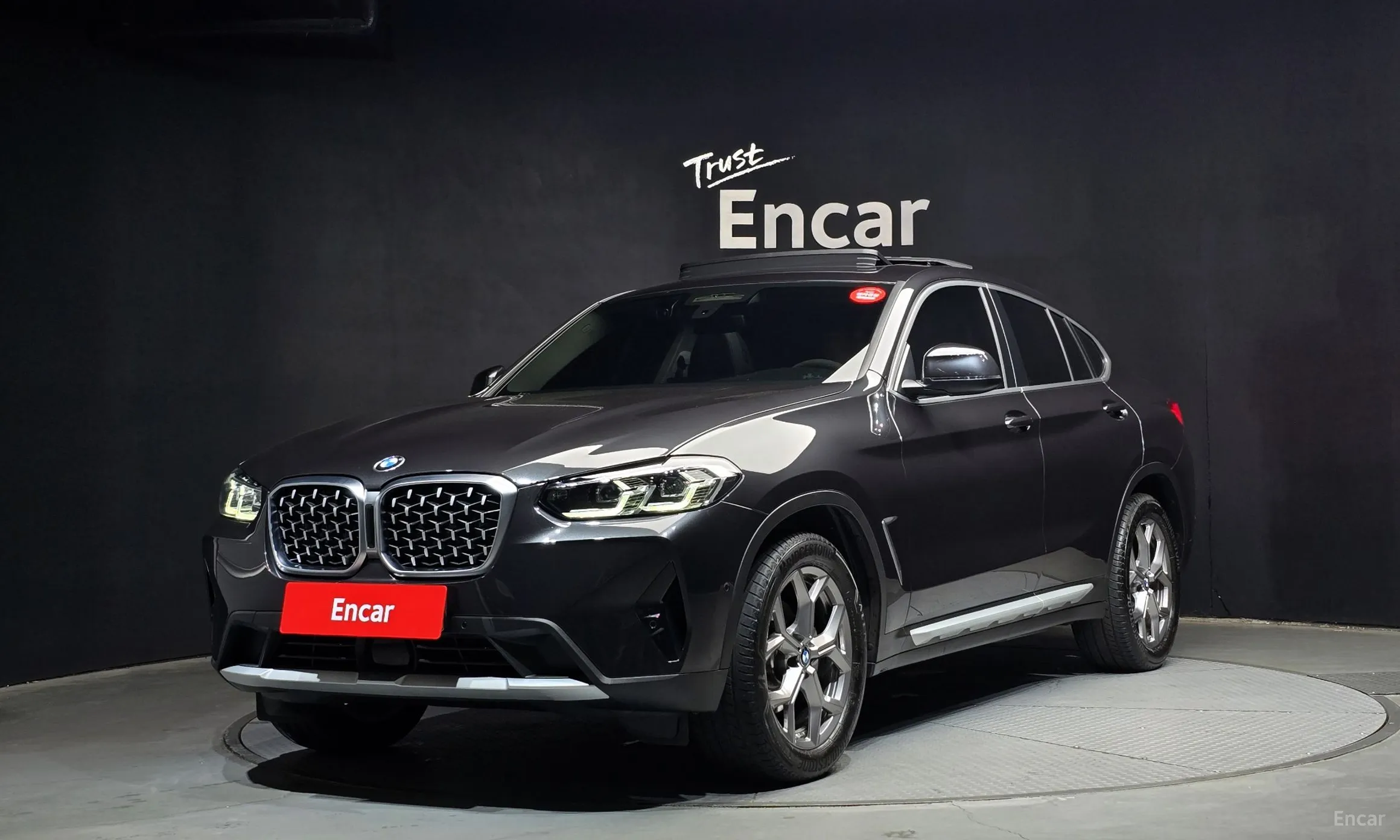 X4 (G02)