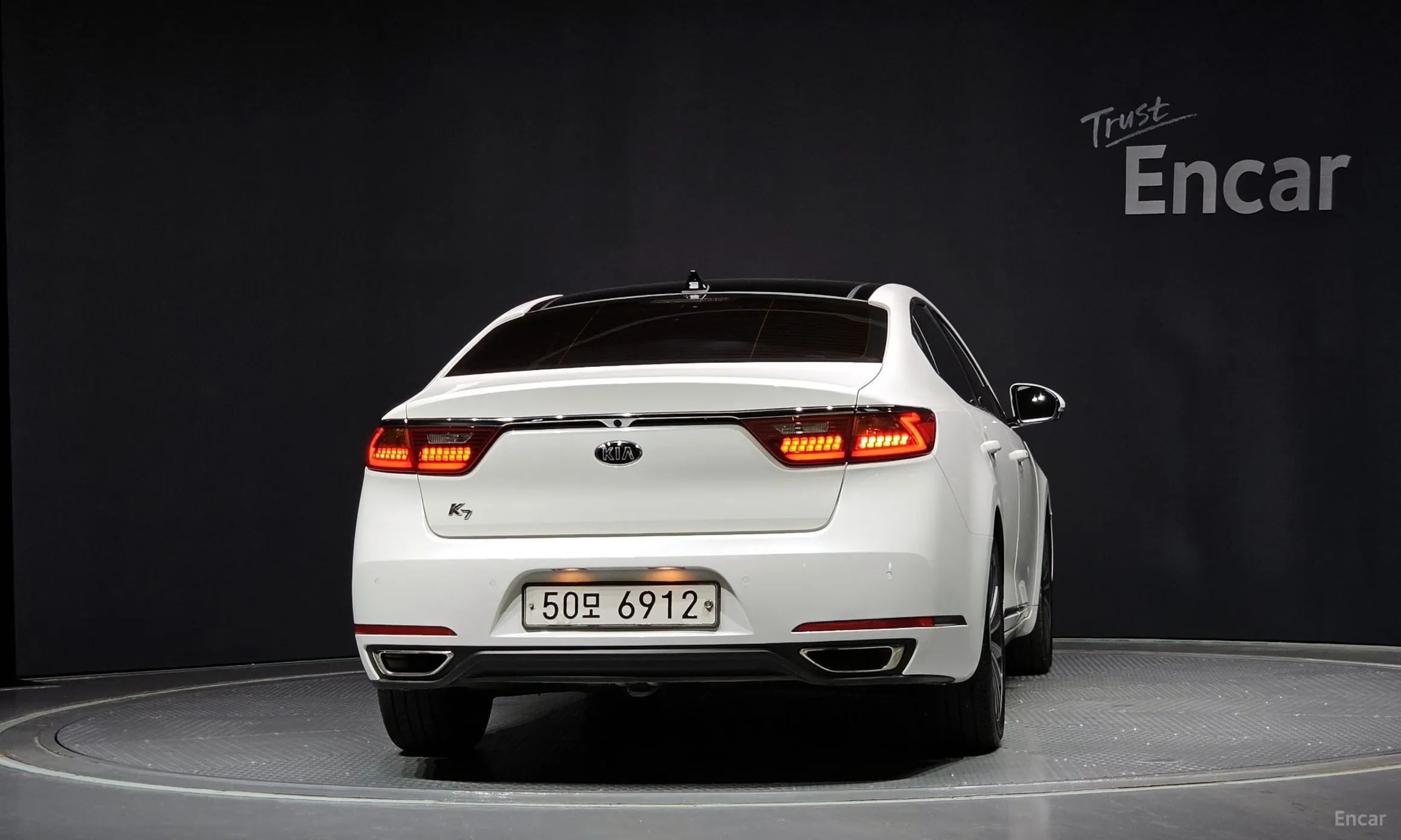 Kia K7 превью 3