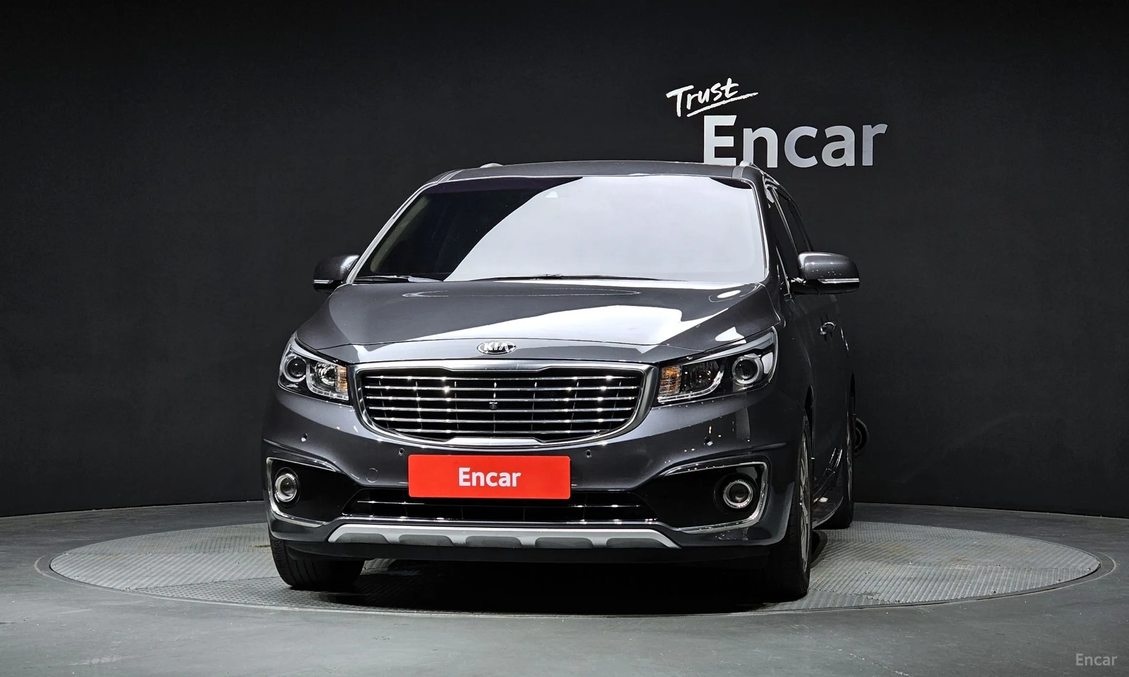 Kia Carnival превью 2