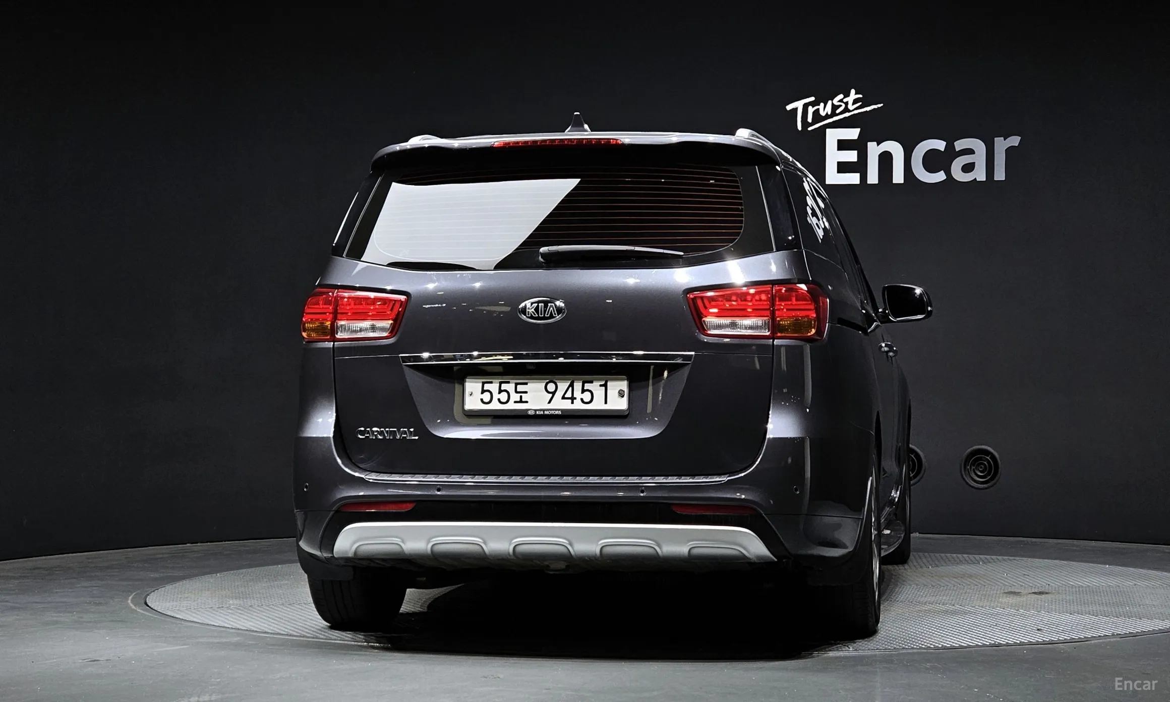 Kia Carnival превью 3