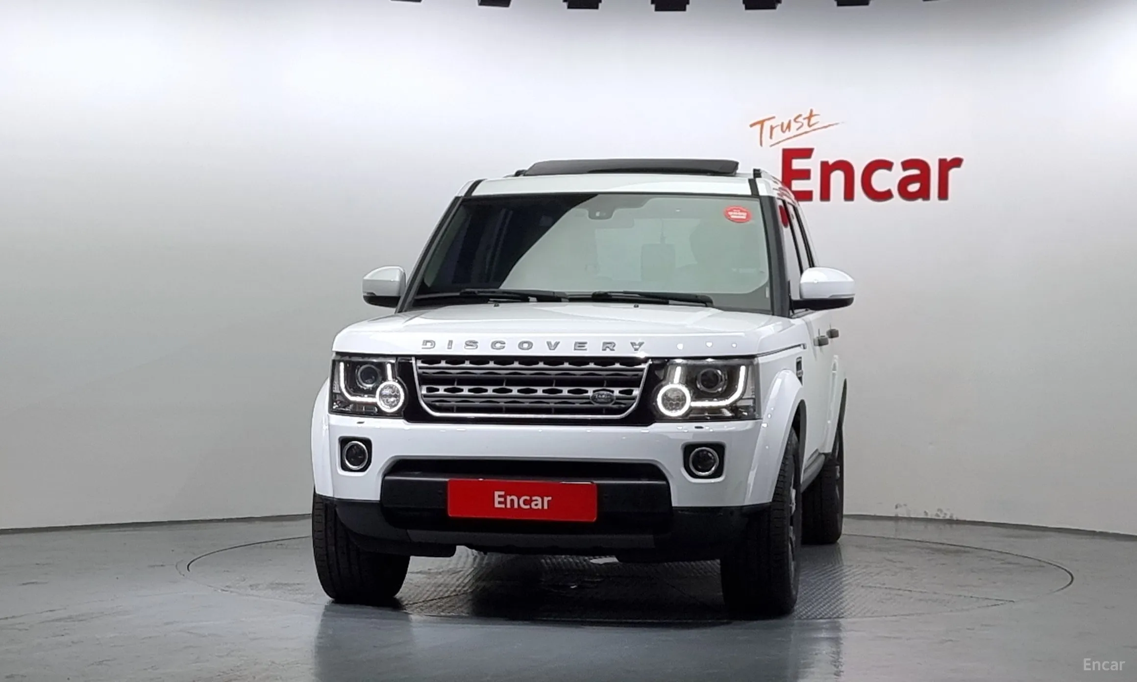Land Rover Discovery 4 превью 3