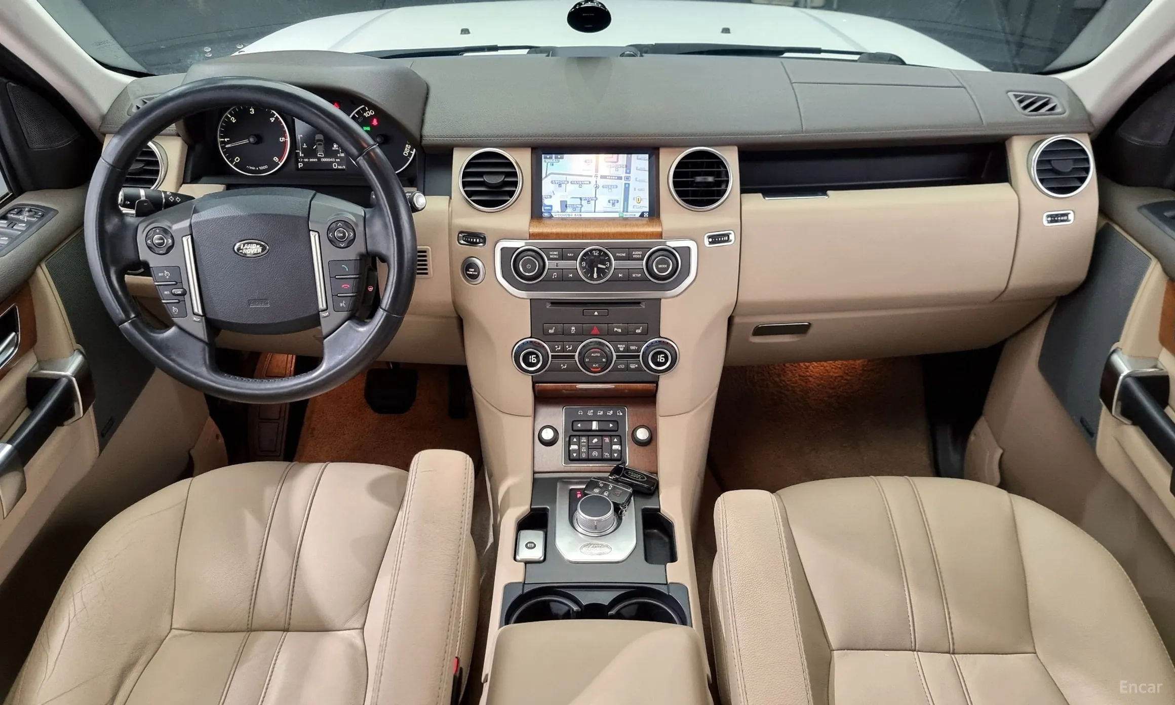 Land Rover Discovery 4 превью 7