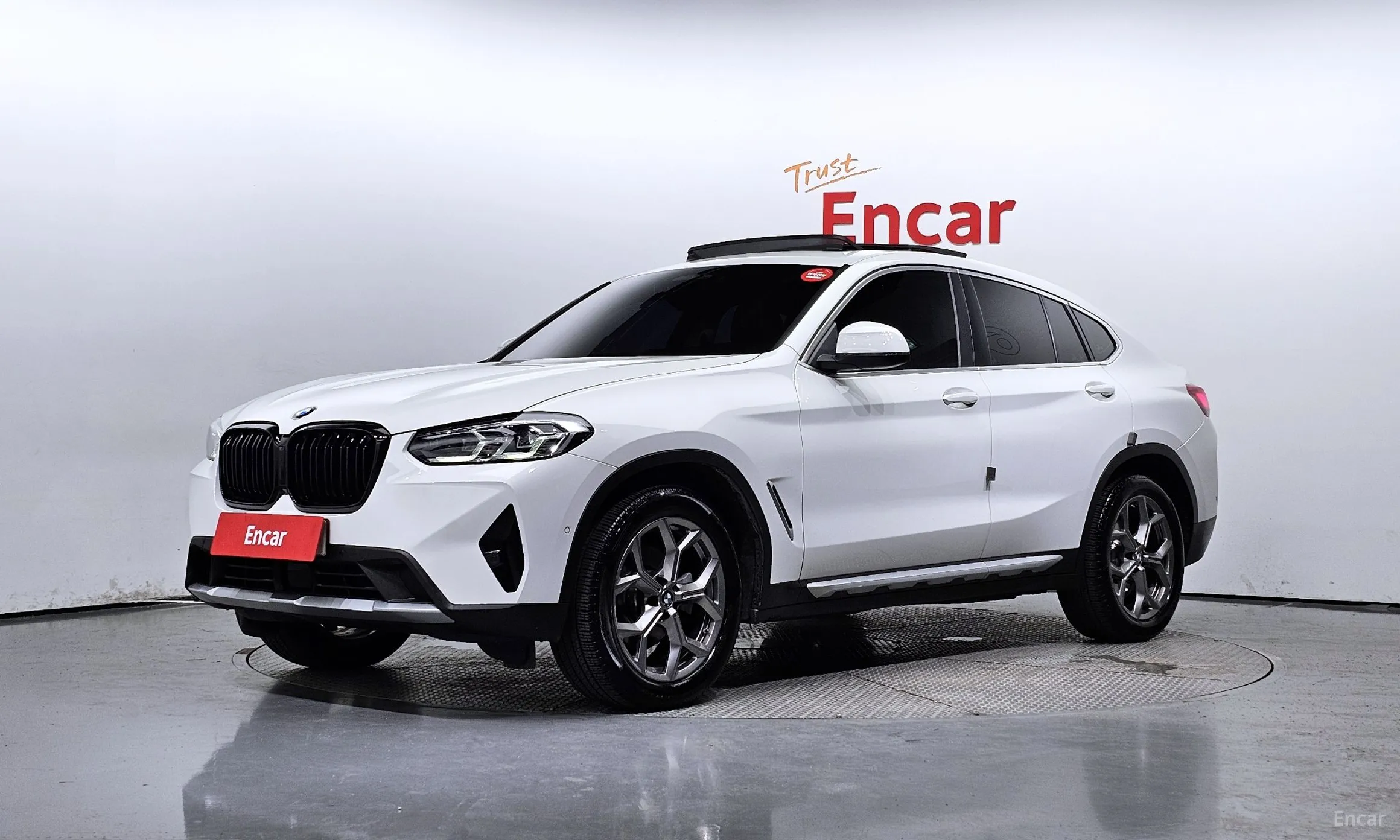 X4 (G02)