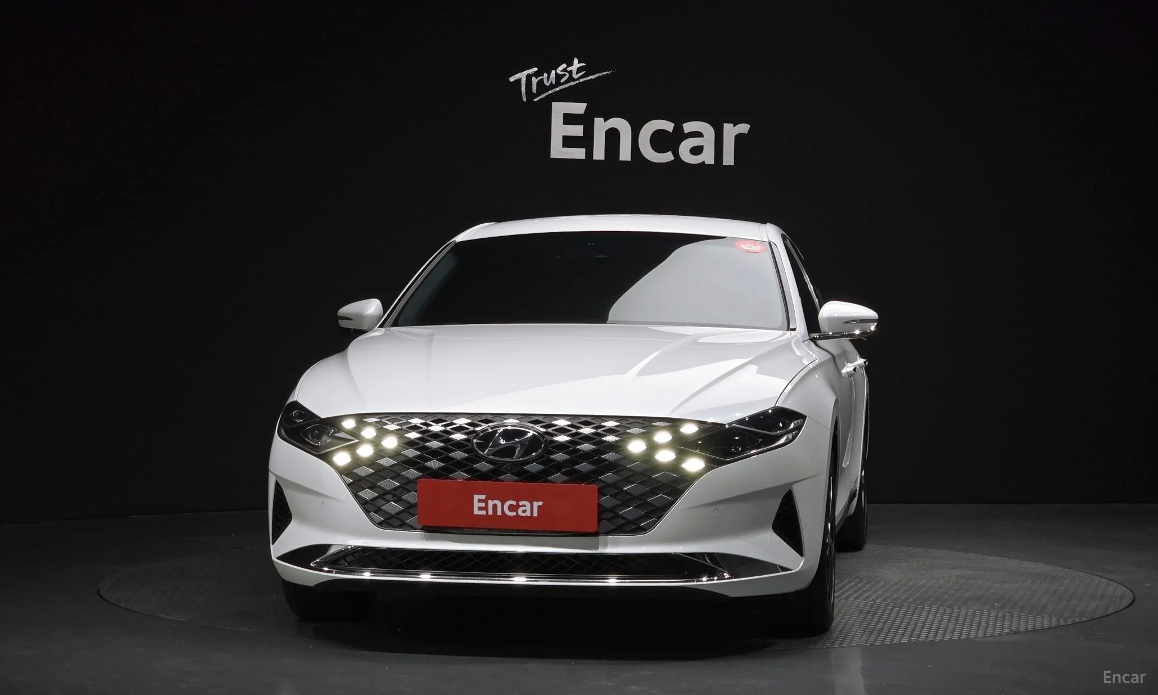 Hyundai Grandeur IG превью 2