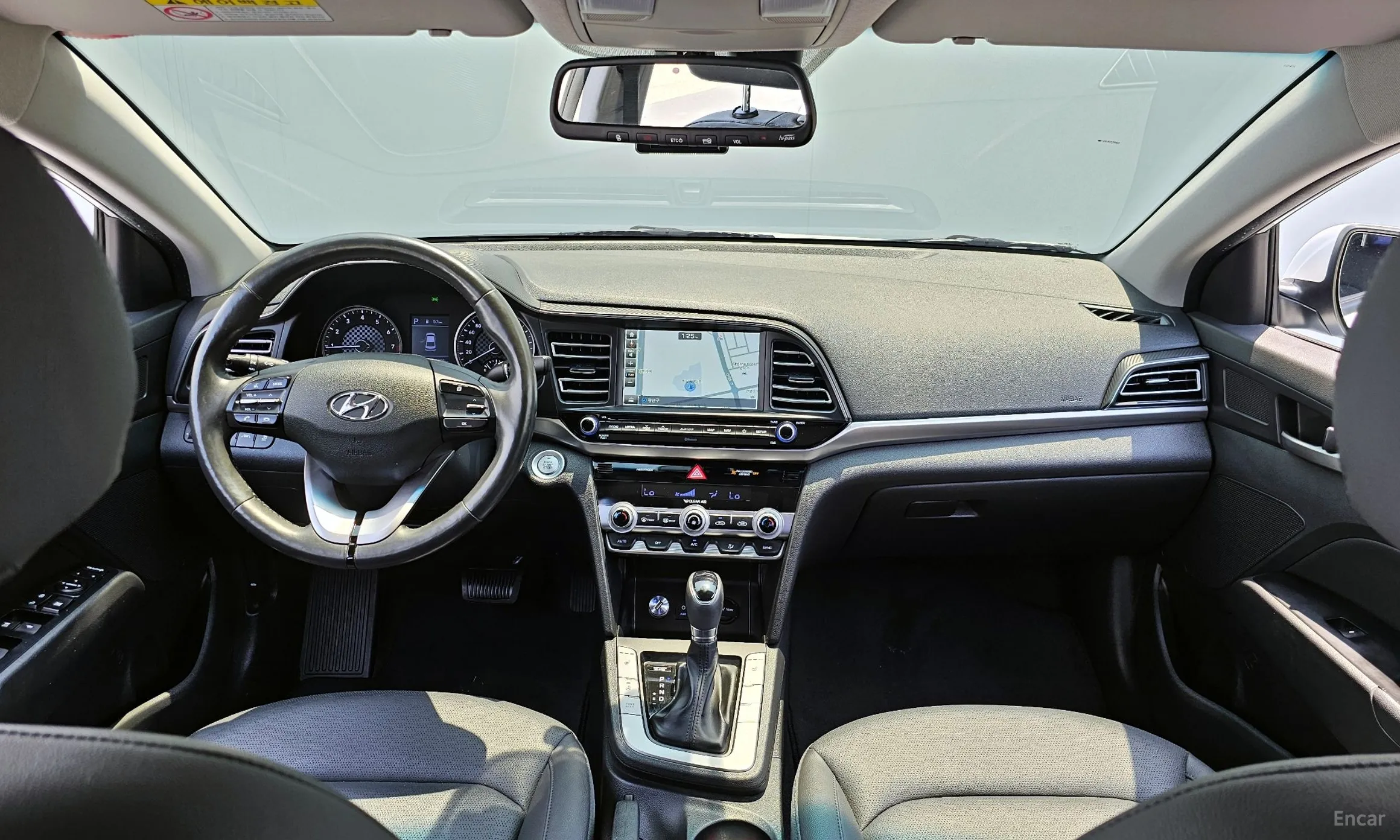 Hyundai Avante AD превью 4
